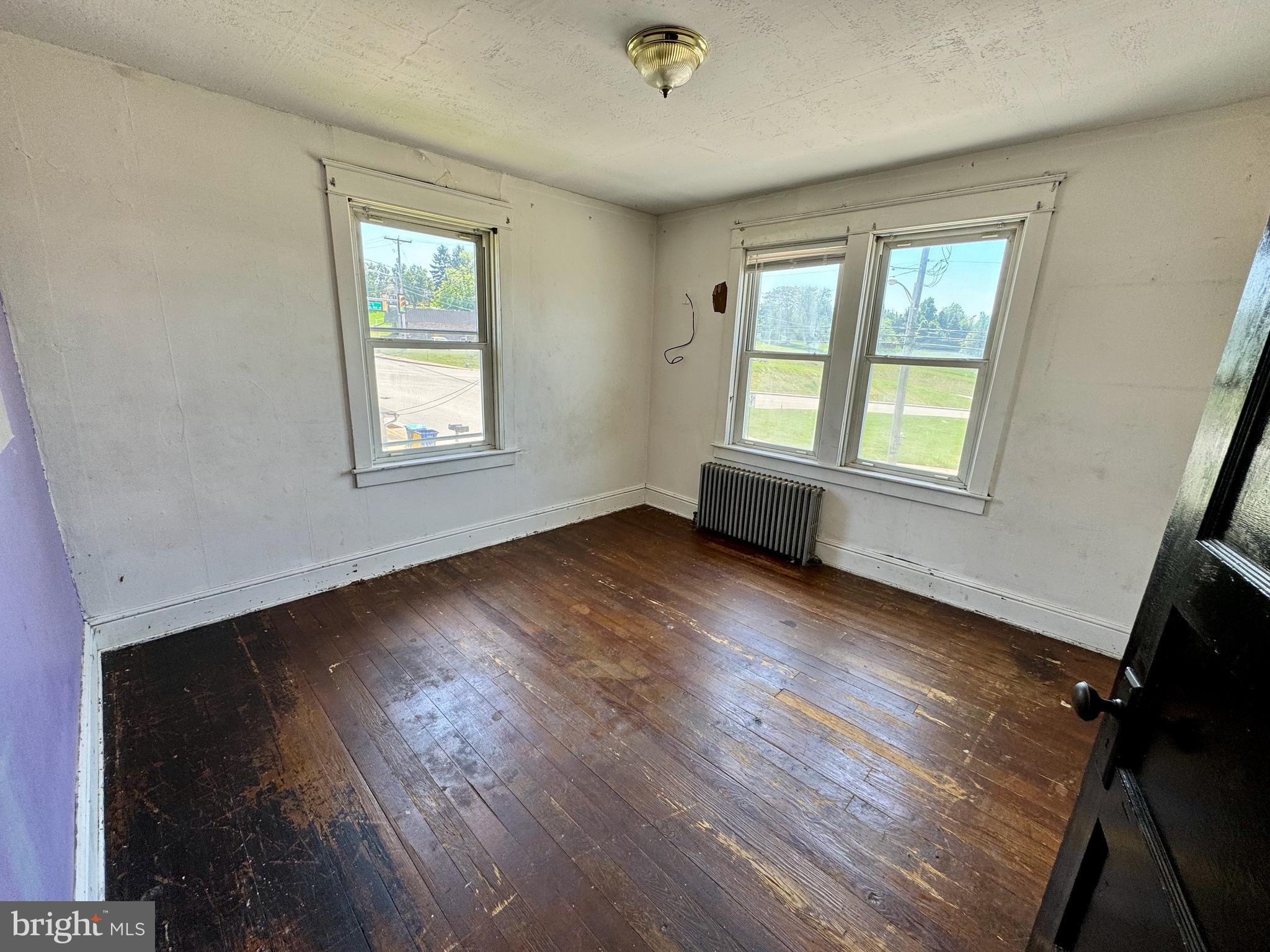 LOGANVILLE - Commercial Sale