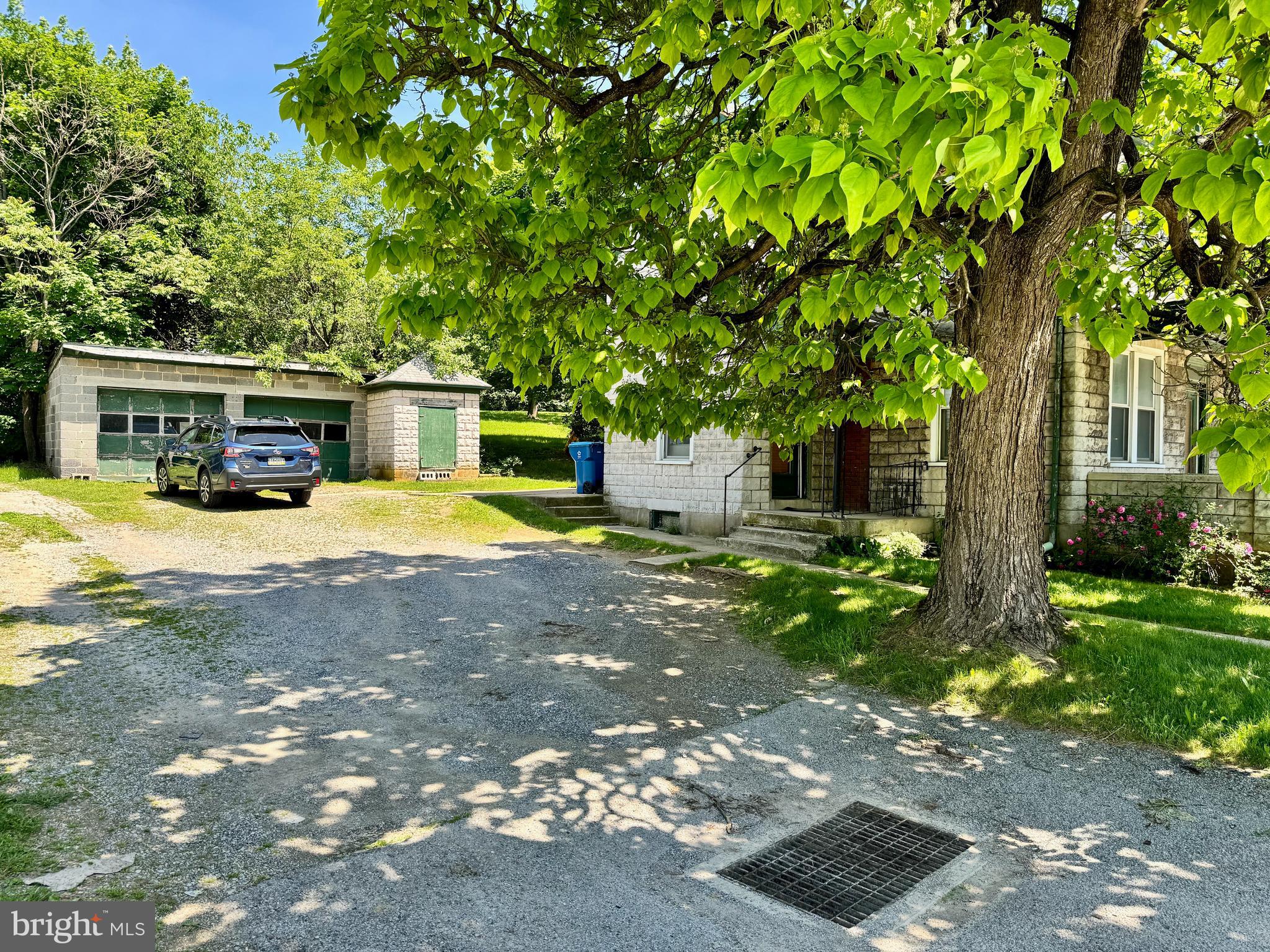 LOGANVILLE - Commercial Sale