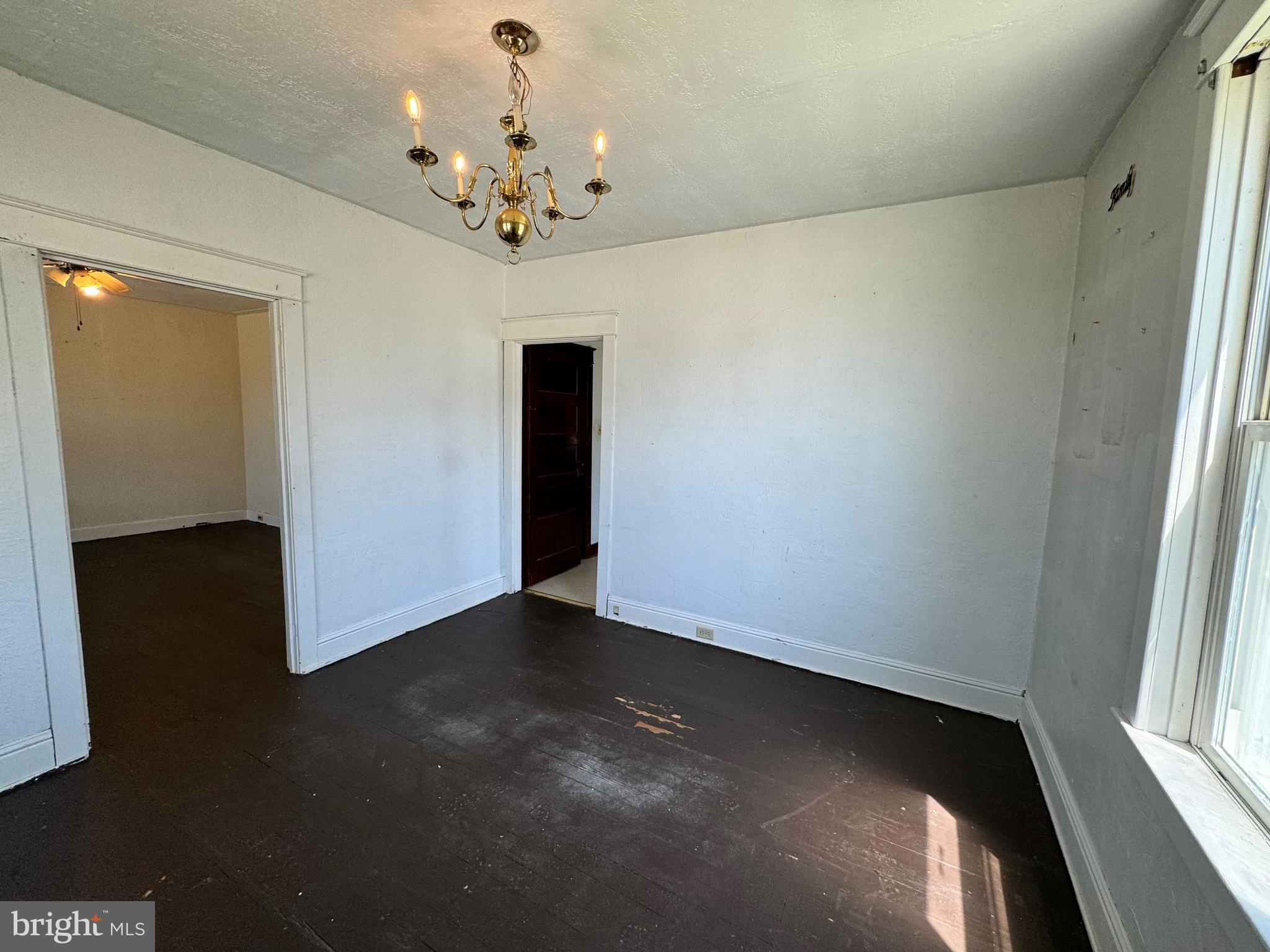 LOGANVILLE - Commercial Sale