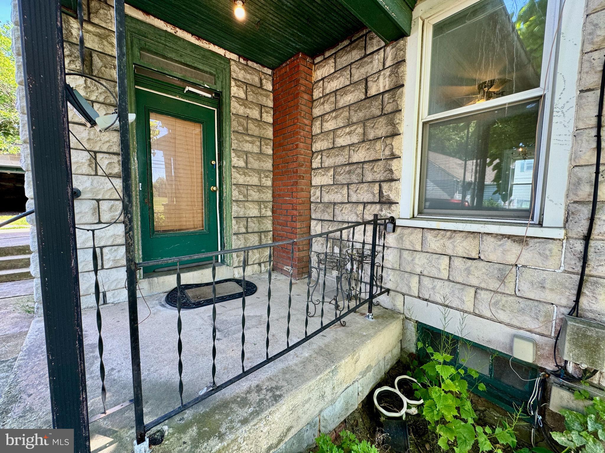 LOGANVILLE - Commercial Sale