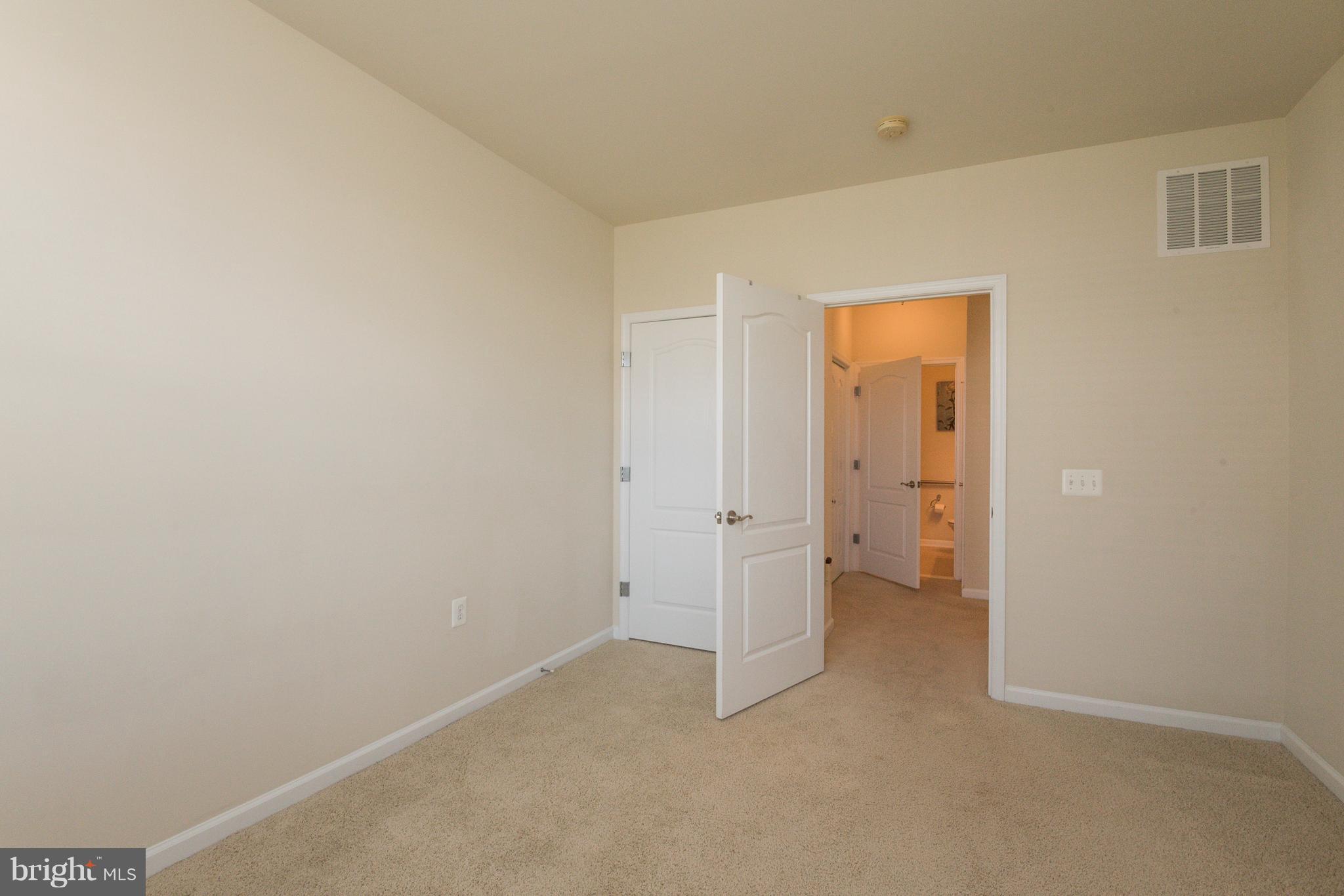 CARROLLS CREEK - Residential