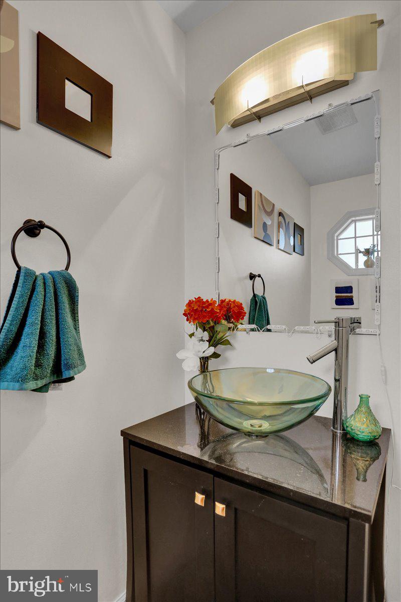 LAUREL SPRINGS - Residential