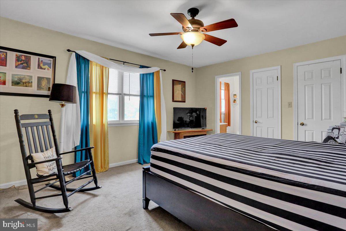 LAUREL SPRINGS - Residential