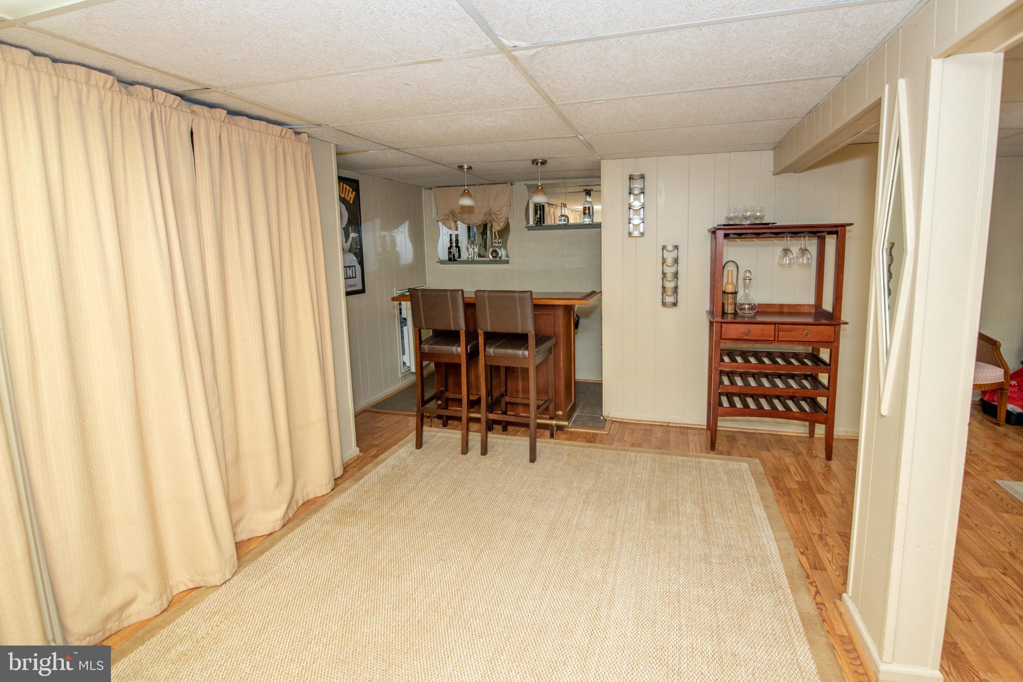 COLLEGE PARK - Residential
