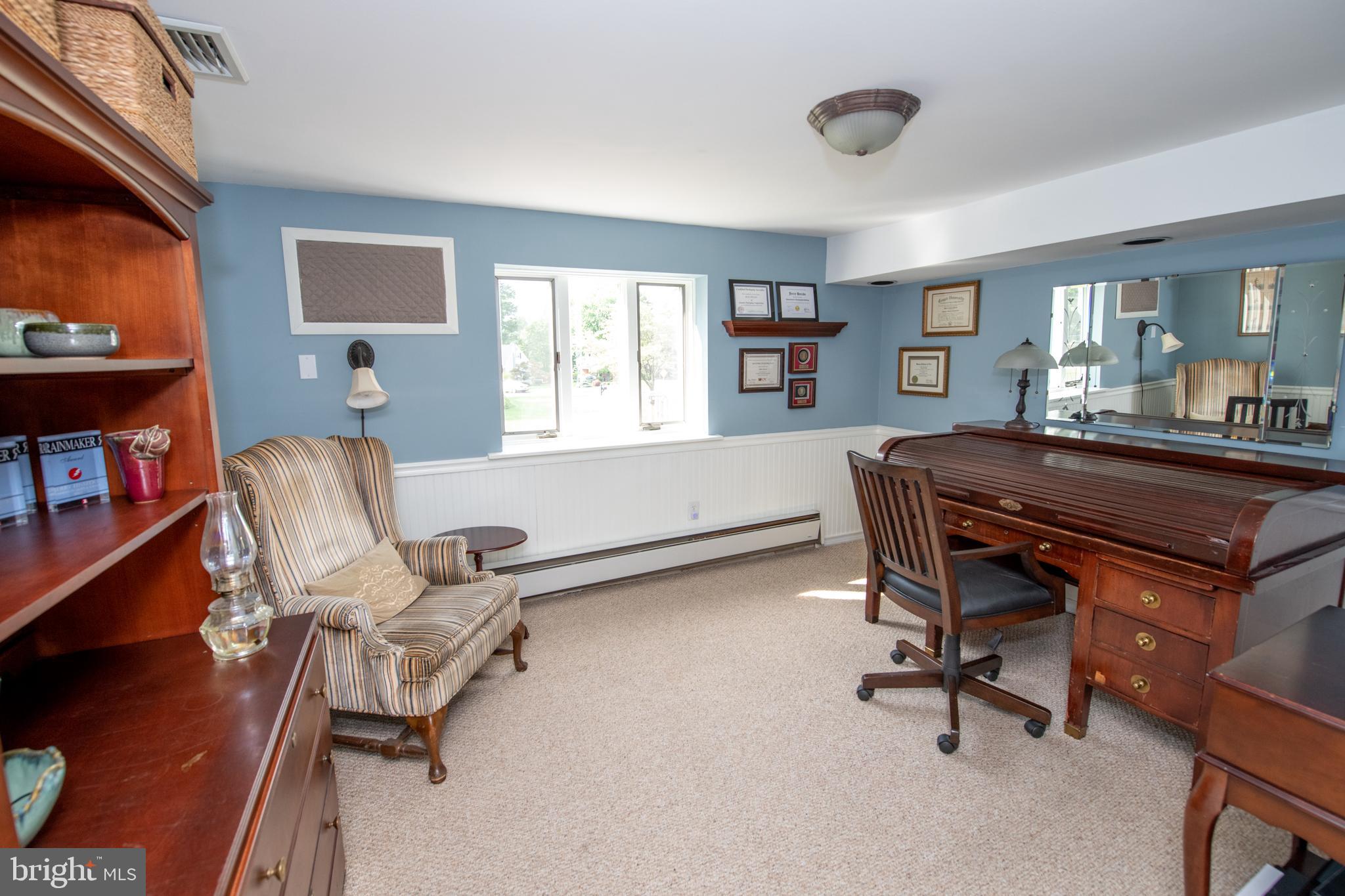 COLLEGE PARK - Residential