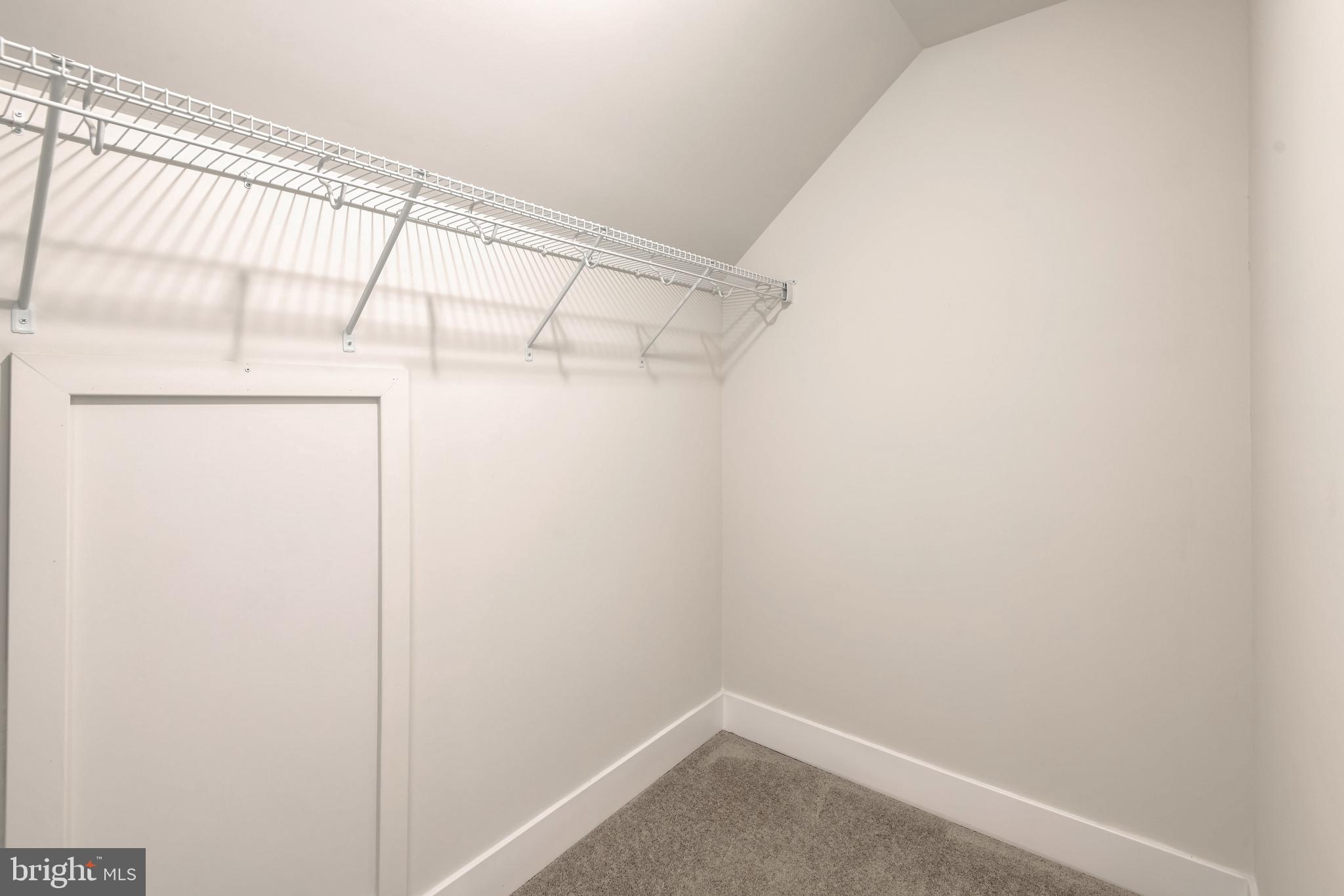 LOCH HAVEN - Residential