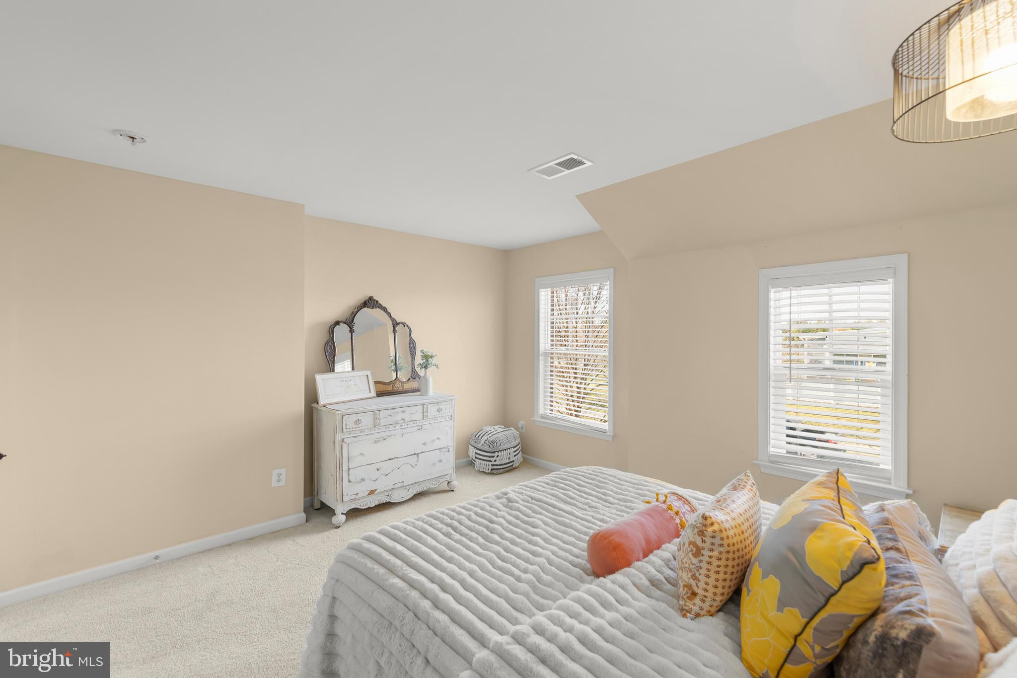 SNOWDEN BRIDGE - Residential