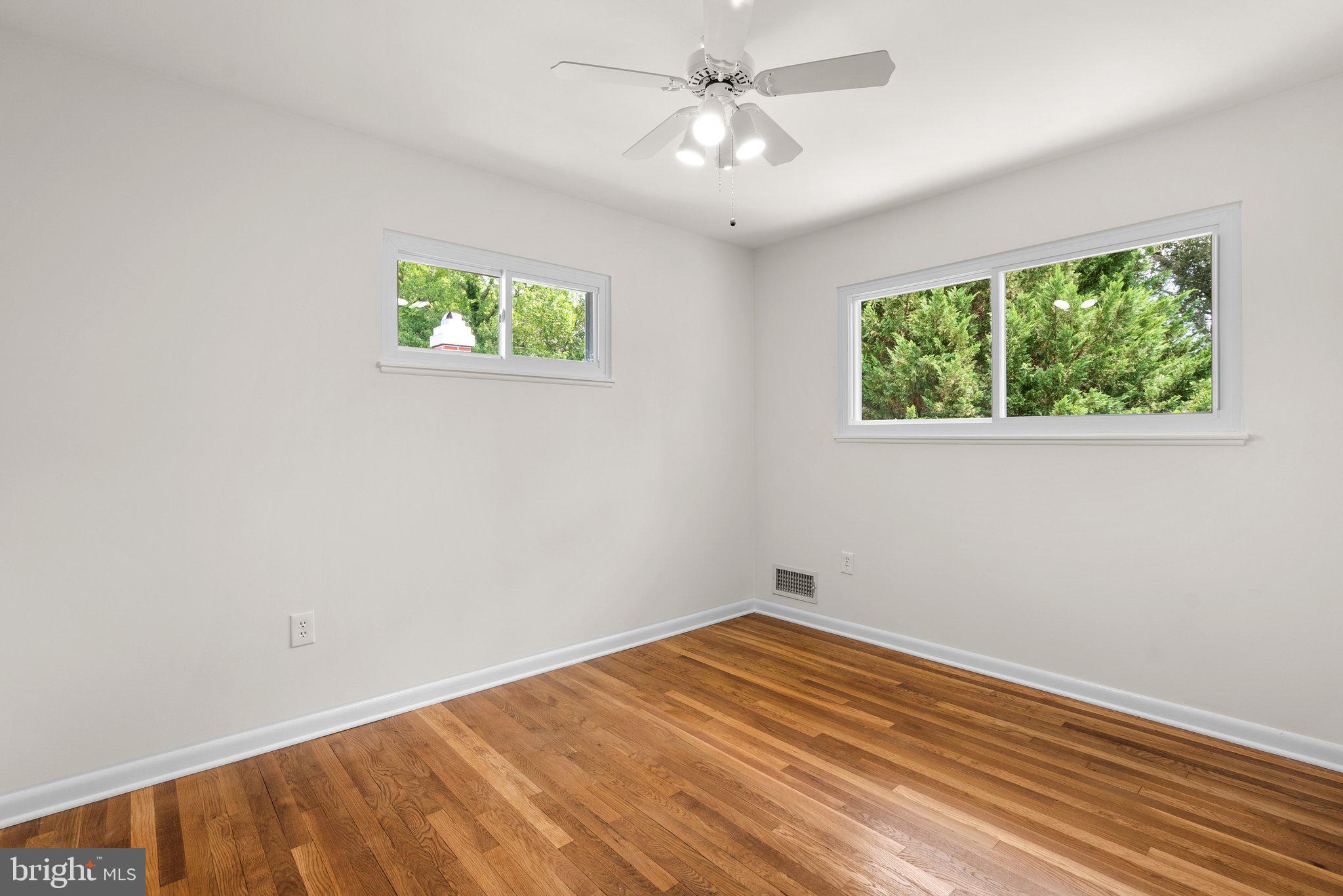 WHEATON WOODS - Residential