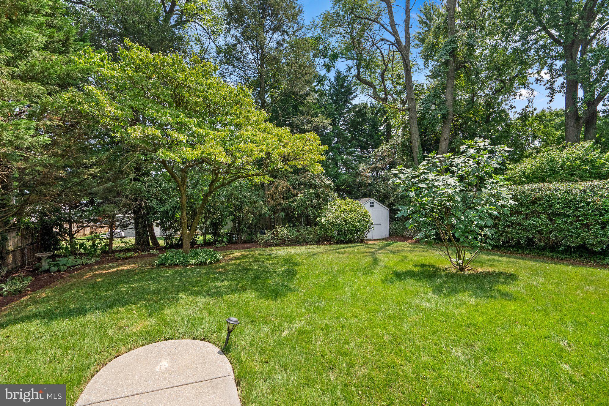 WHEATON WOODS - Residential