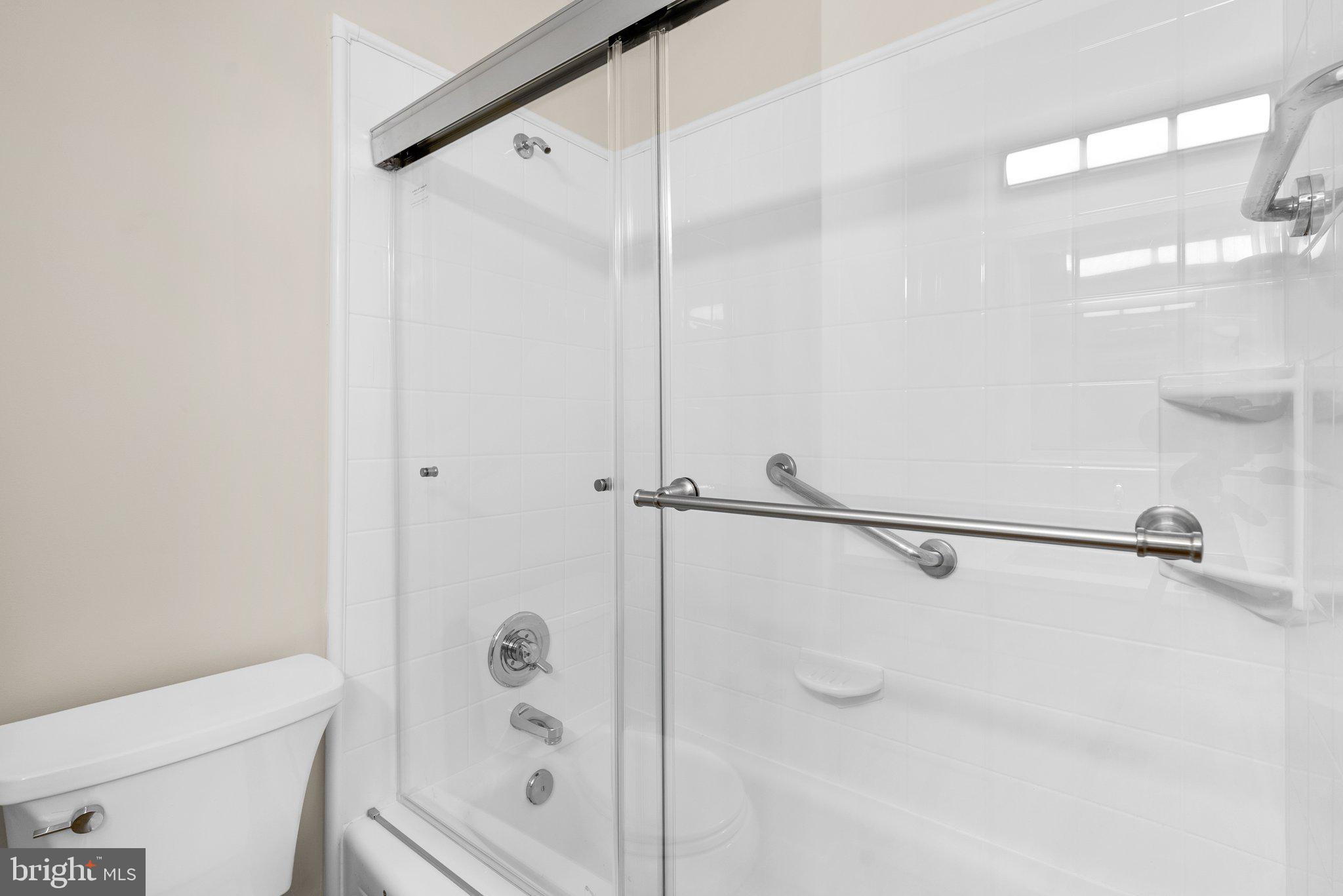 WHEATON WOODS - Residential