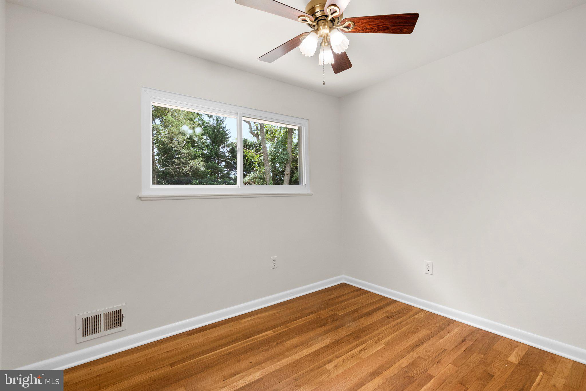 WHEATON WOODS - Residential