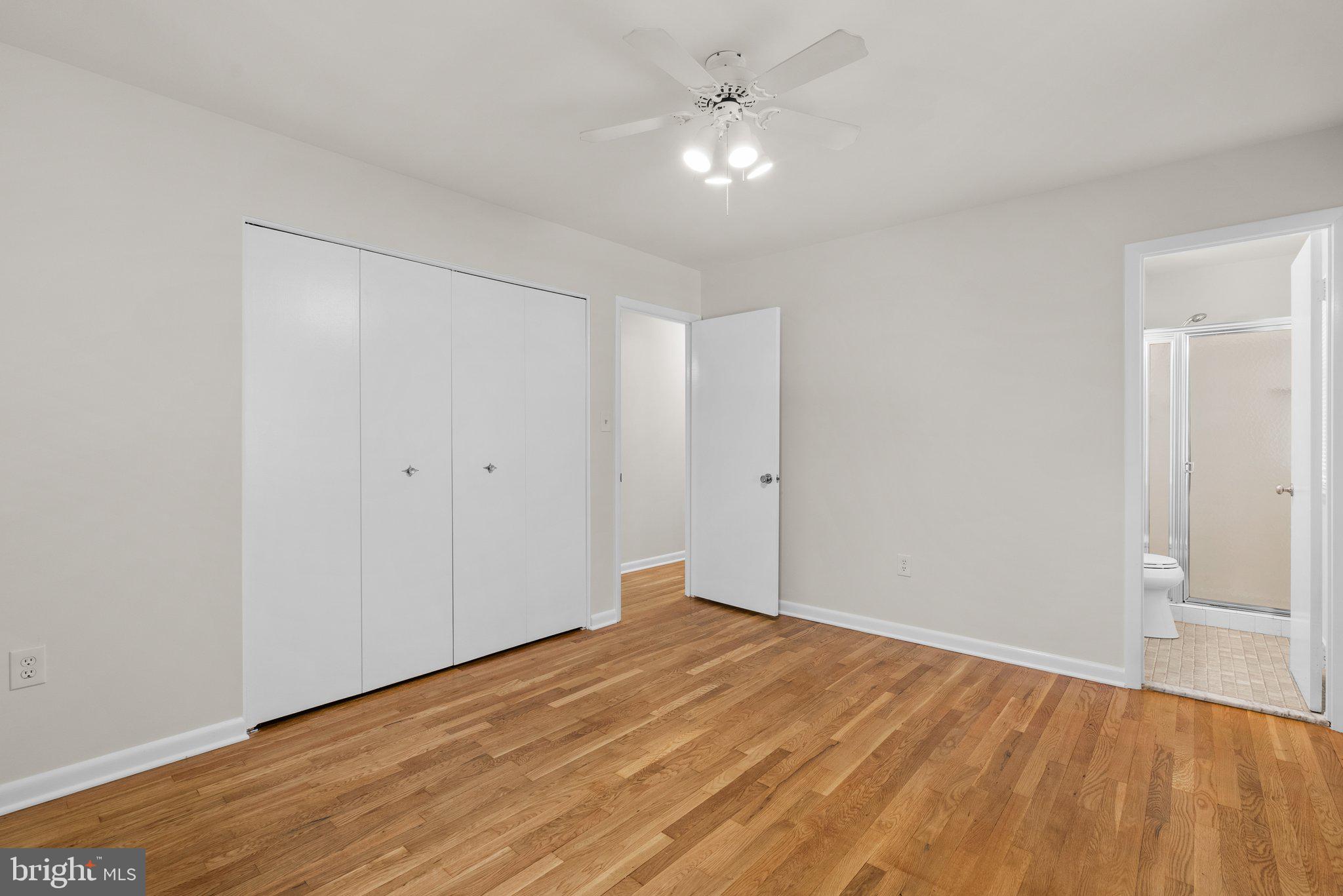 WHEATON WOODS - Residential