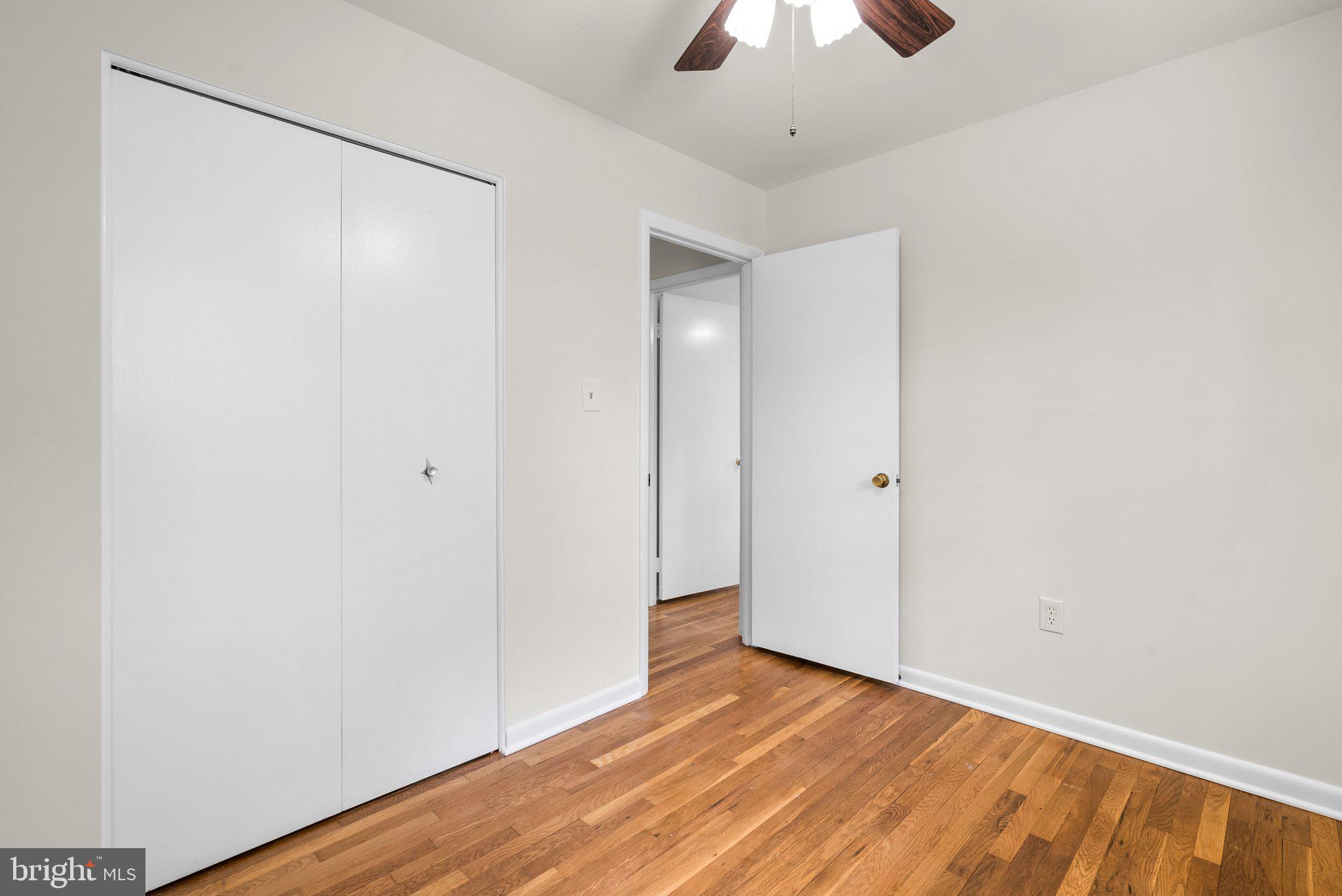 WHEATON WOODS - Residential