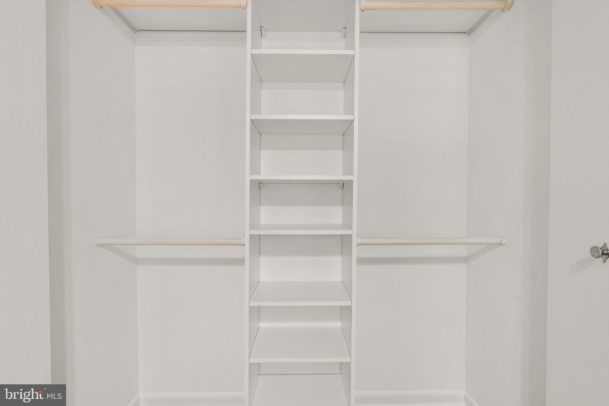 WHEATON WOODS - Residential