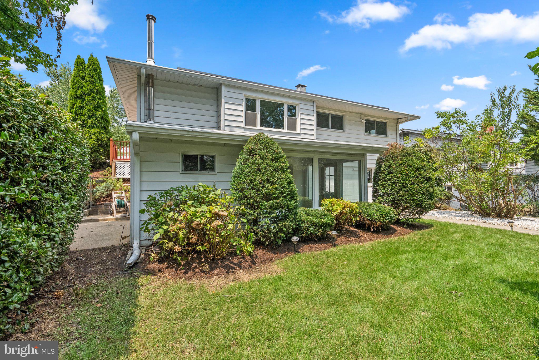 WHEATON WOODS - Residential