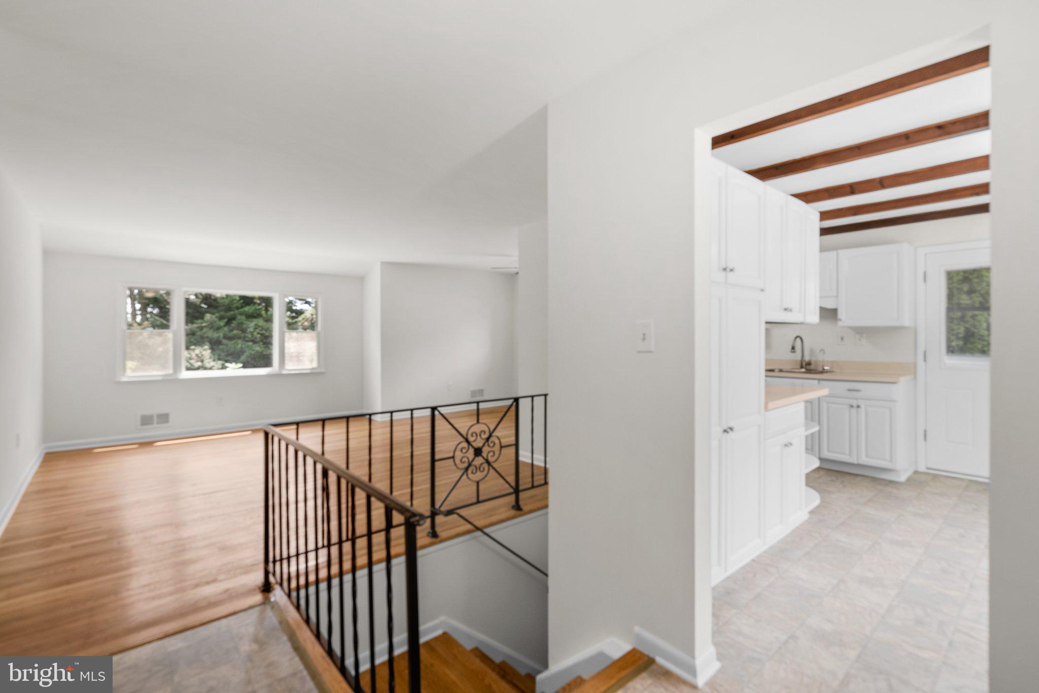 WHEATON WOODS - Residential