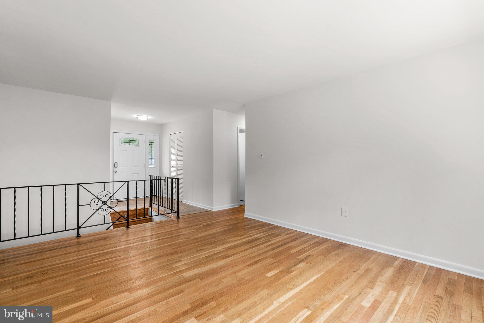 WHEATON WOODS - Residential