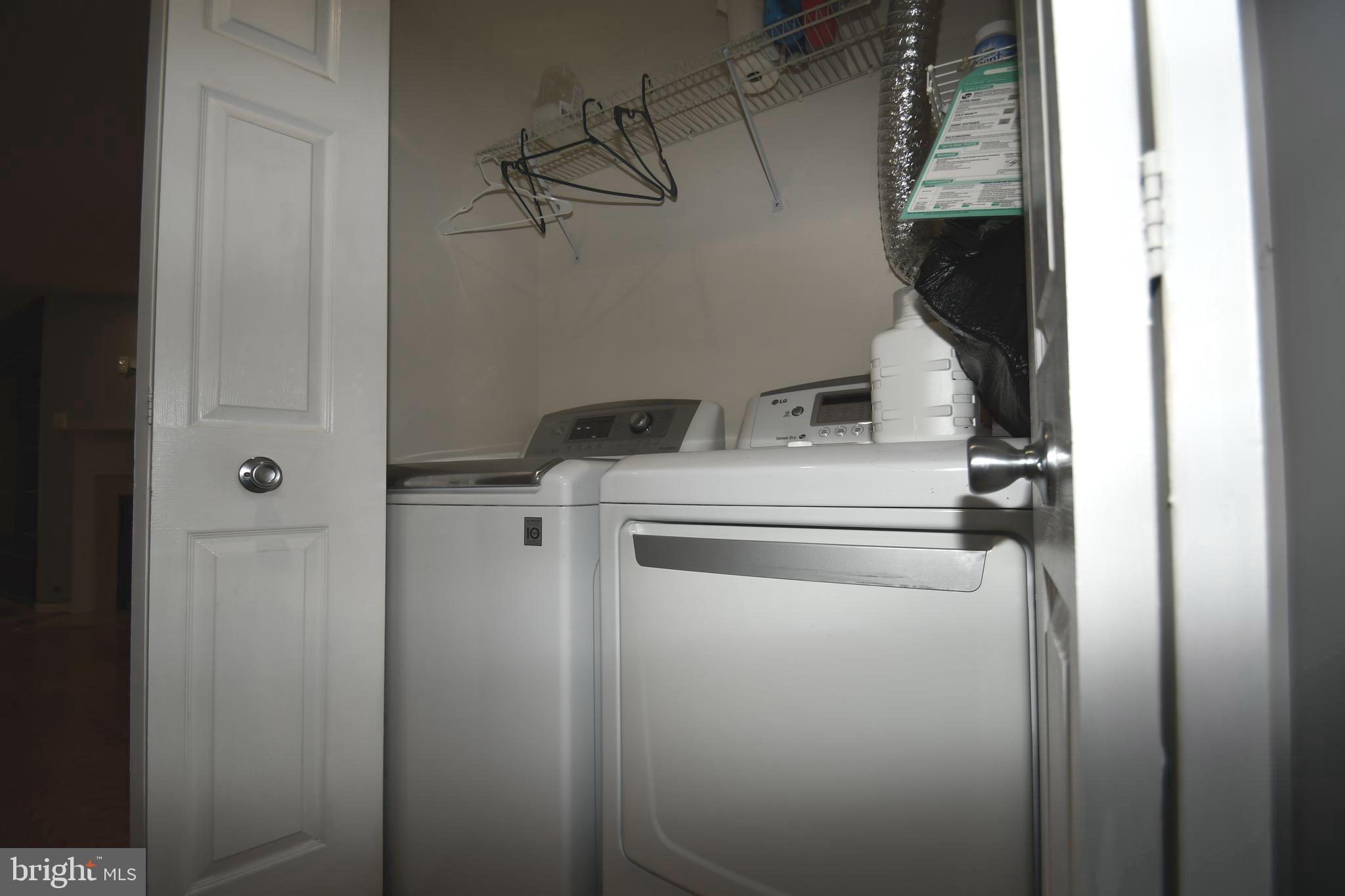 KINGSTOWNE - Residential Lease