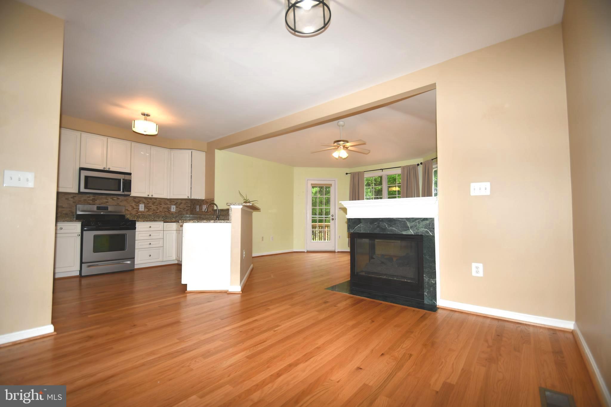 KINGSTOWNE - Residential Lease