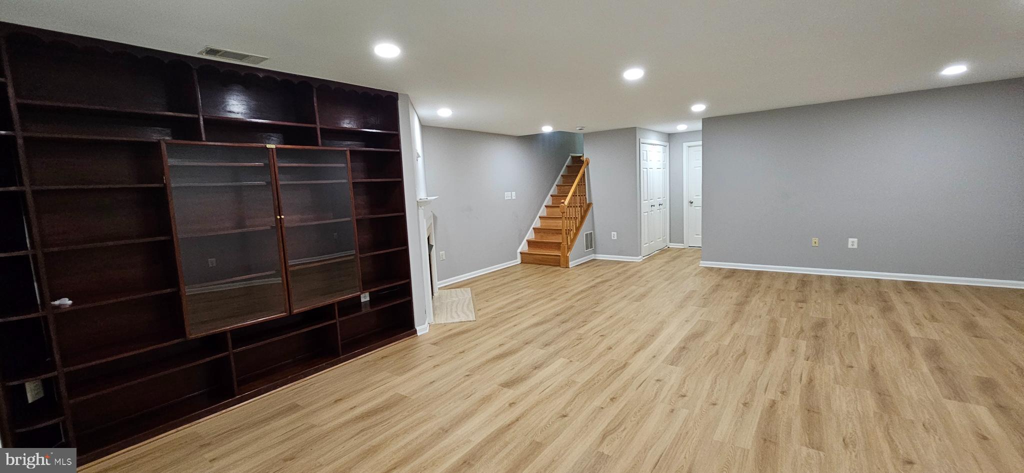 KINGSTOWNE - Residential Lease