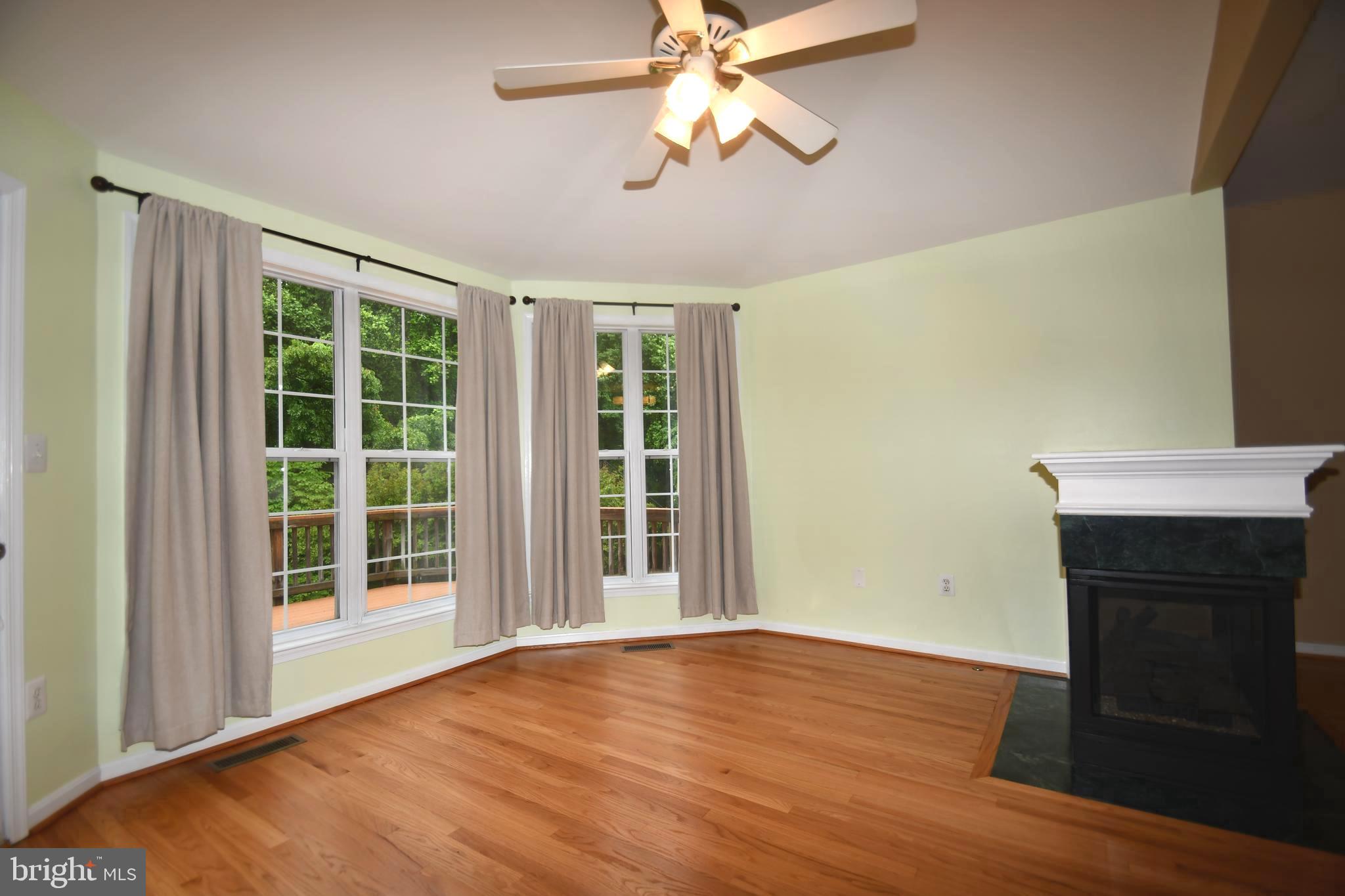 KINGSTOWNE - Residential Lease