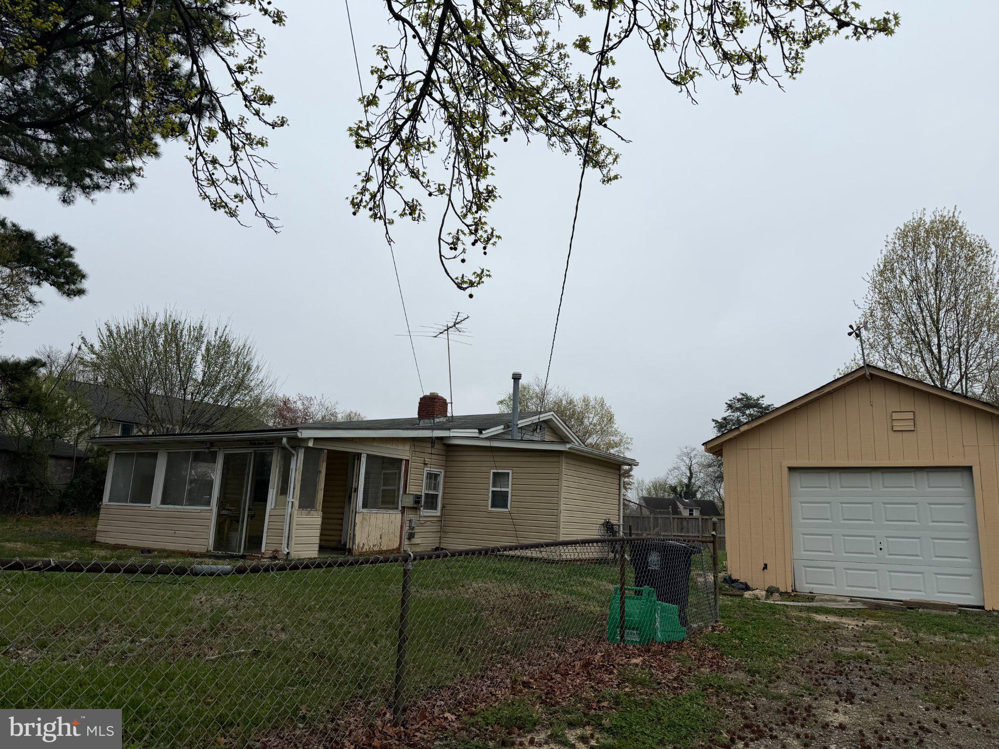 6211 OSBORN ROAD