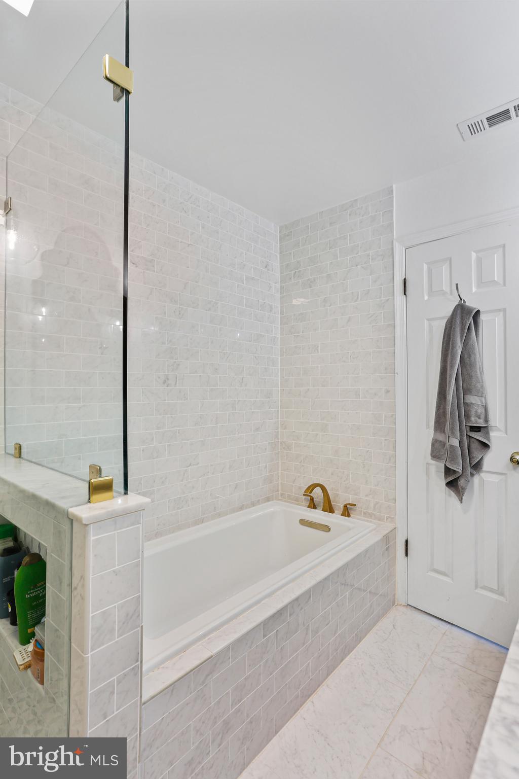 CHAPELGATE - Residential