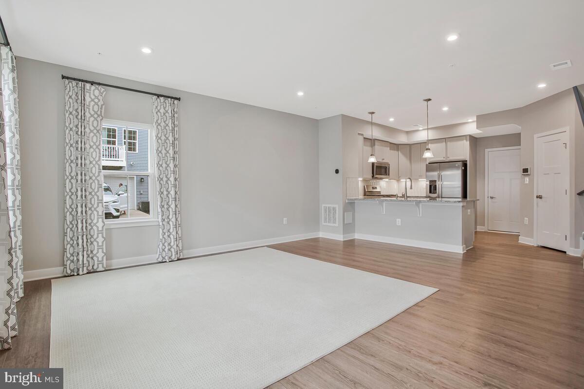 SOUTHLAKE - Residential Lease