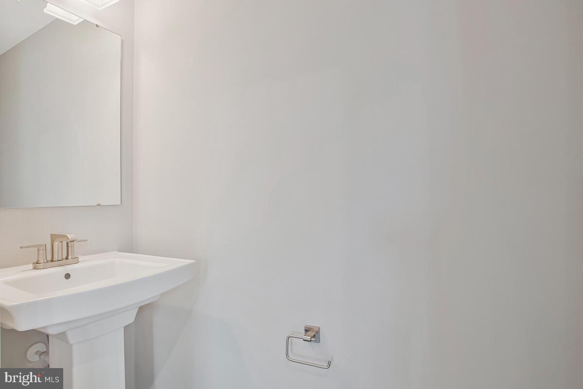 SOUTHLAKE - Residential Lease