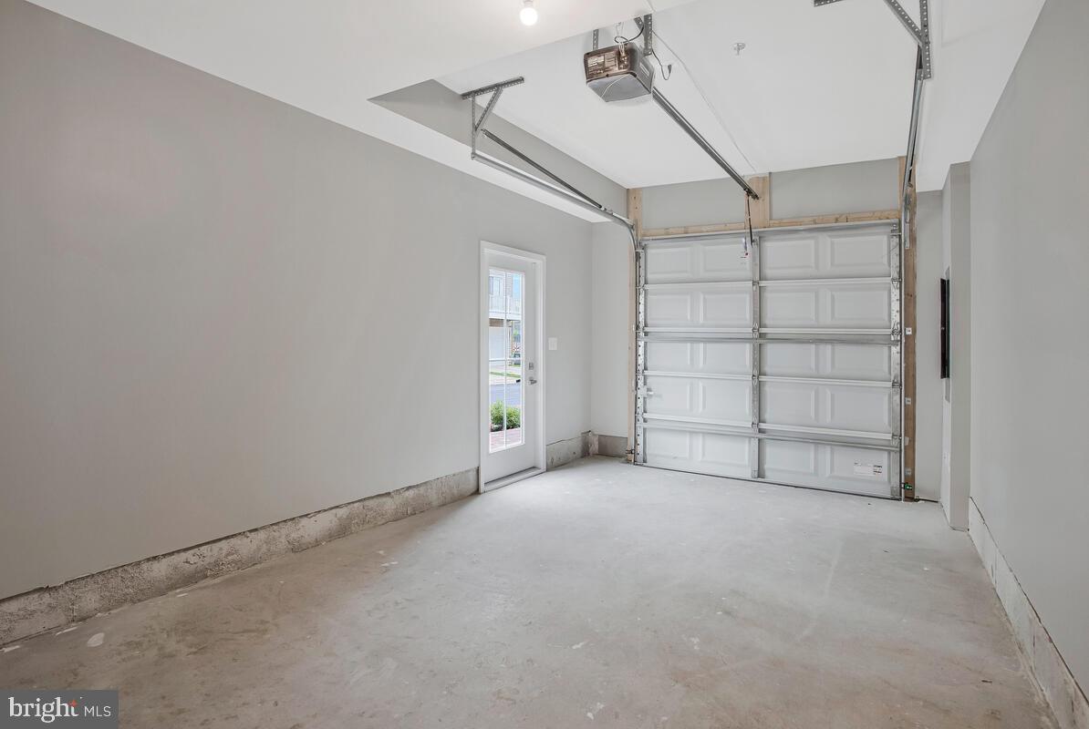 SOUTHLAKE - Residential Lease