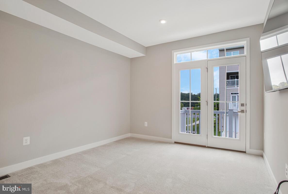 SOUTHLAKE - Residential Lease