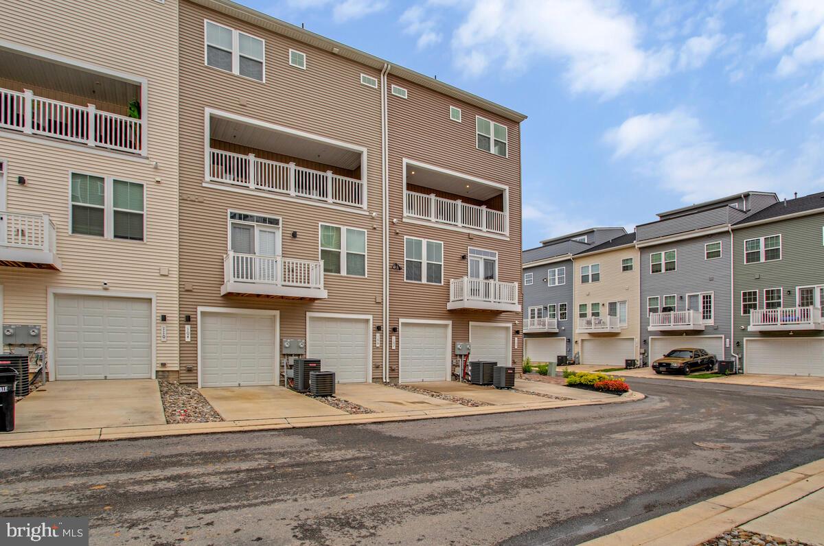 SOUTHLAKE - Residential Lease