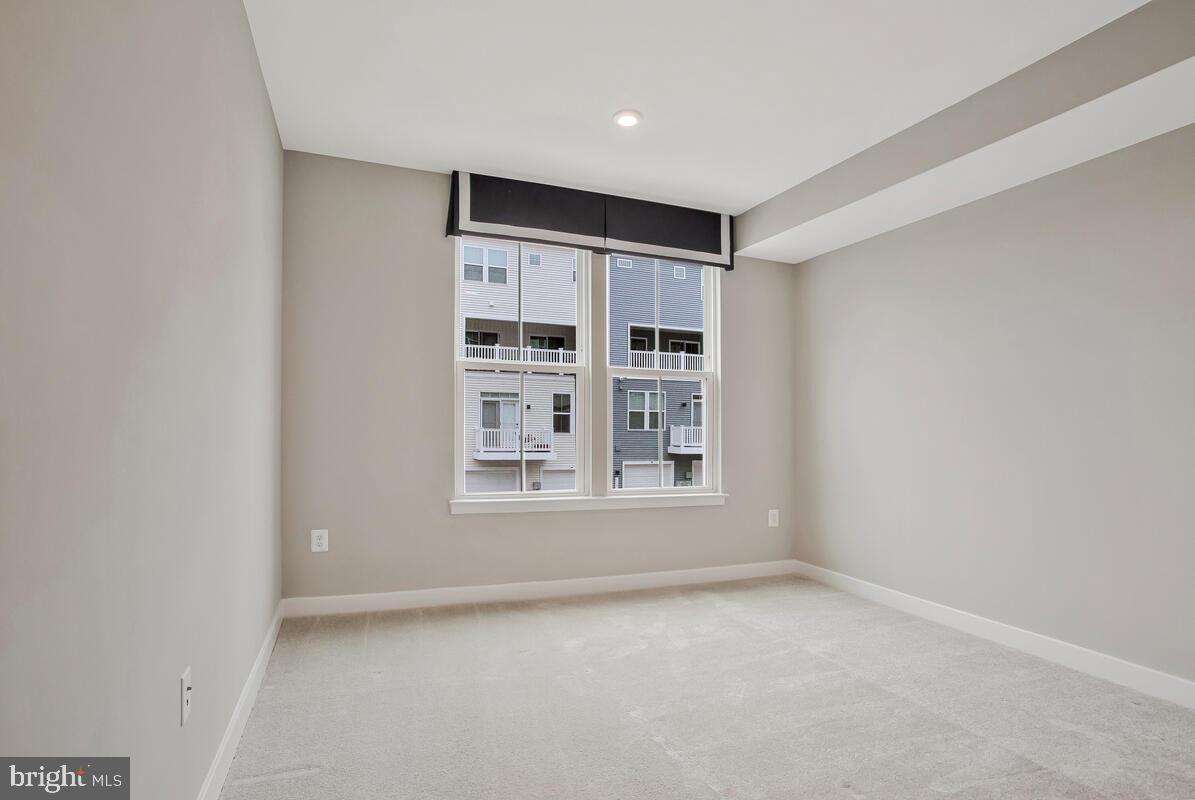 SOUTHLAKE - Residential Lease