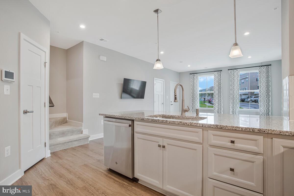 SOUTHLAKE - Residential Lease