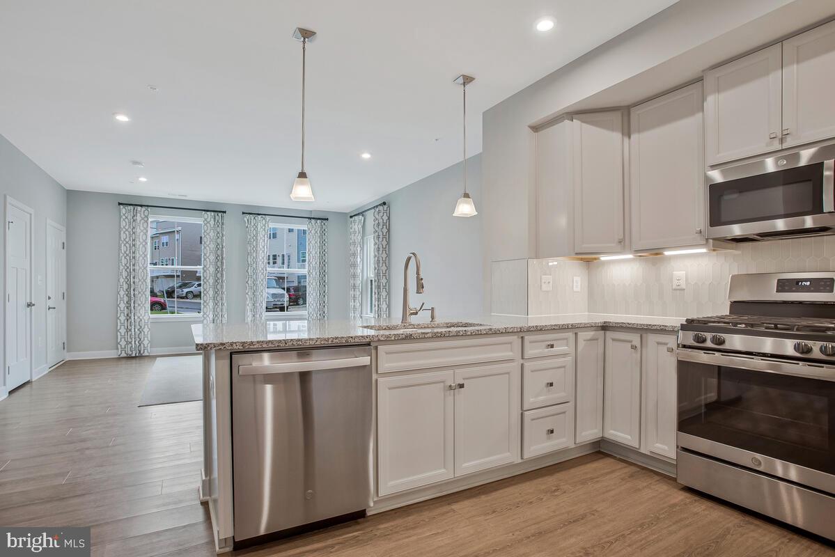 SOUTHLAKE - Residential Lease