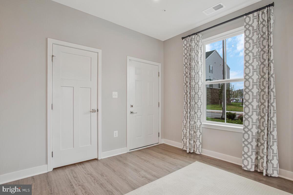 SOUTHLAKE - Residential Lease