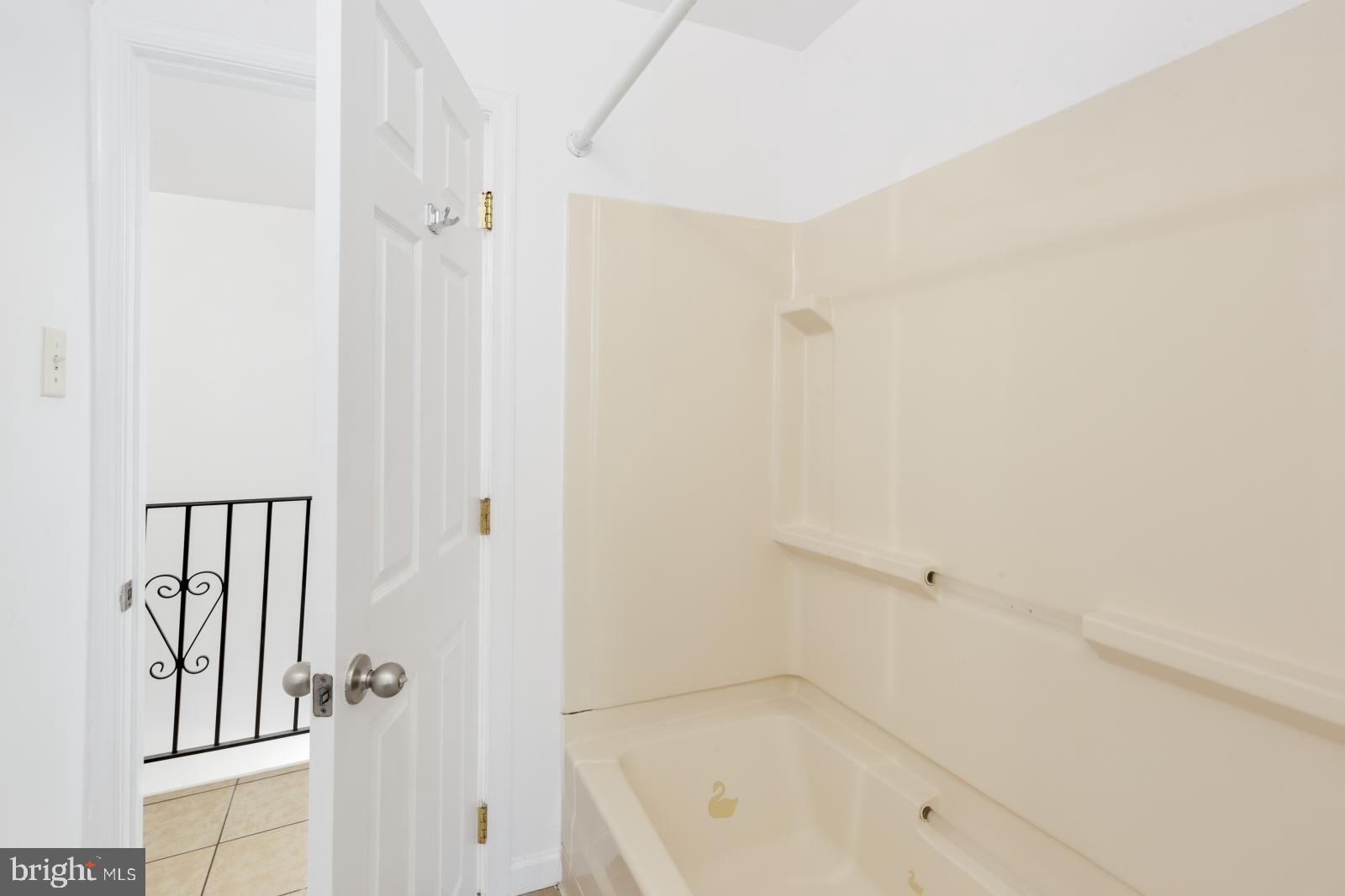 FISHTOWN - Residential Lease