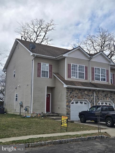 Townhouse For Sale - 12 Russel Smith Road<br/> LAWRENCEVILLE, NJ 08648