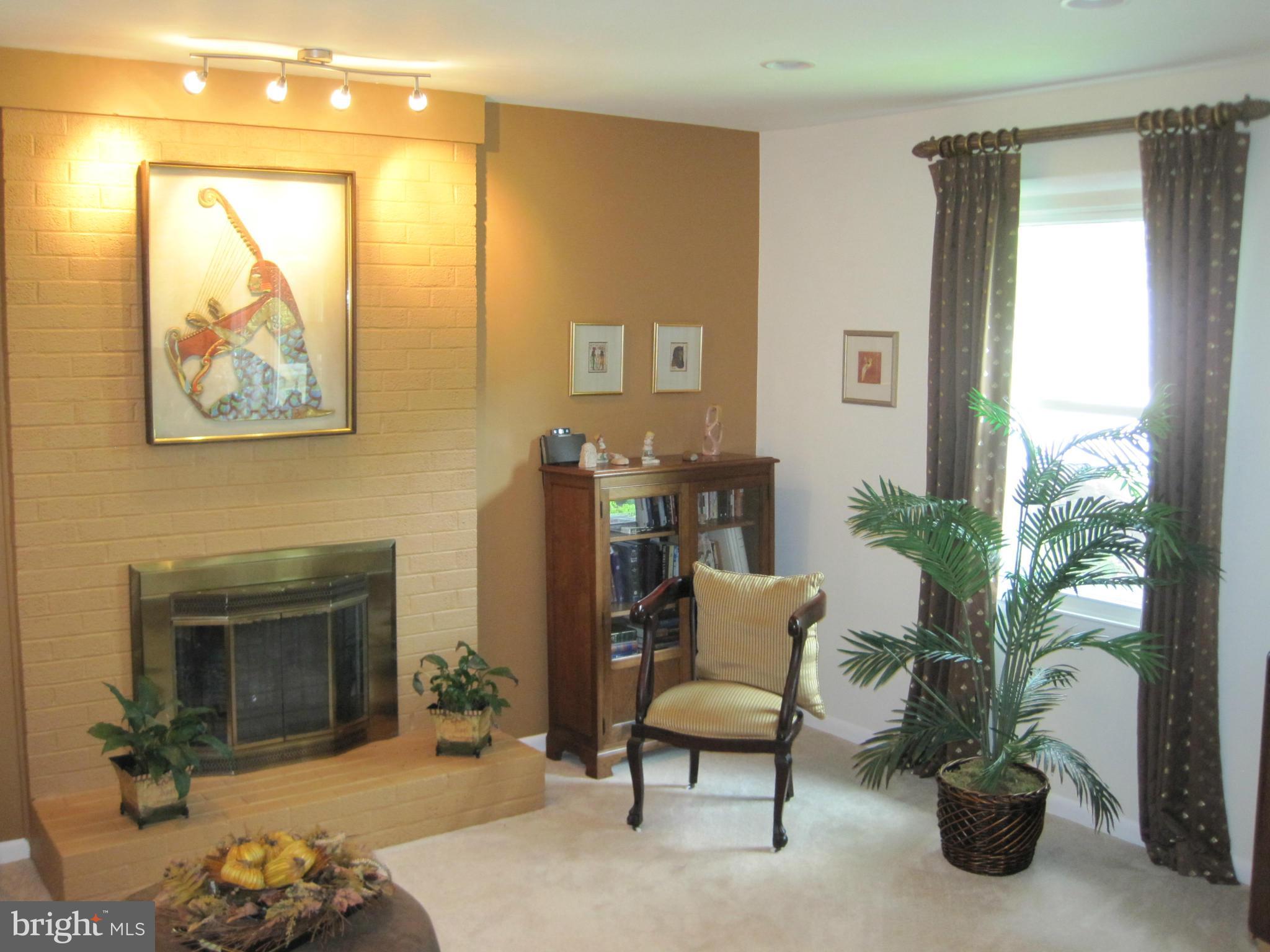 RUTHERFORD - Residential Lease