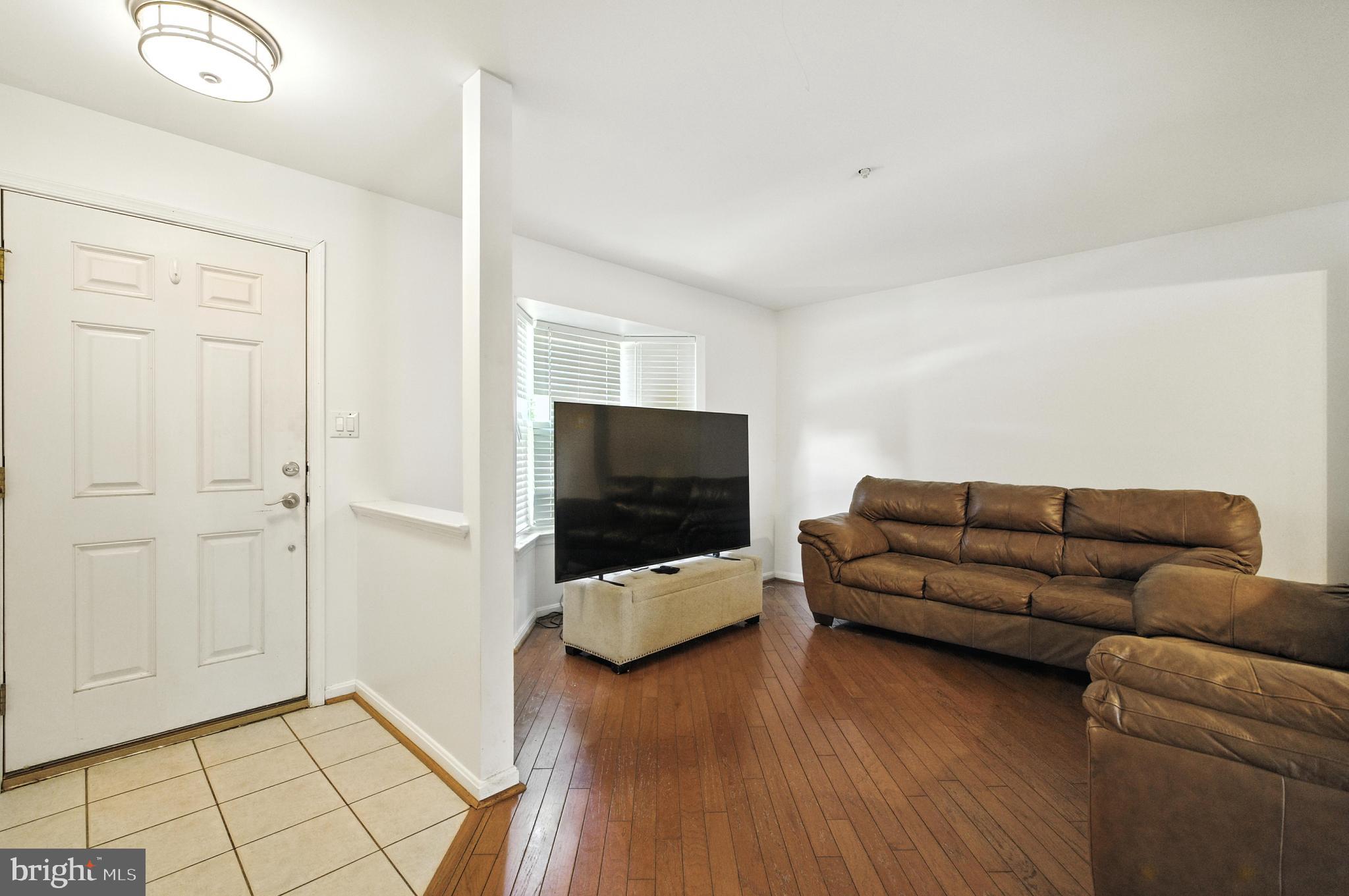 2228 WETHERBURNE WAY