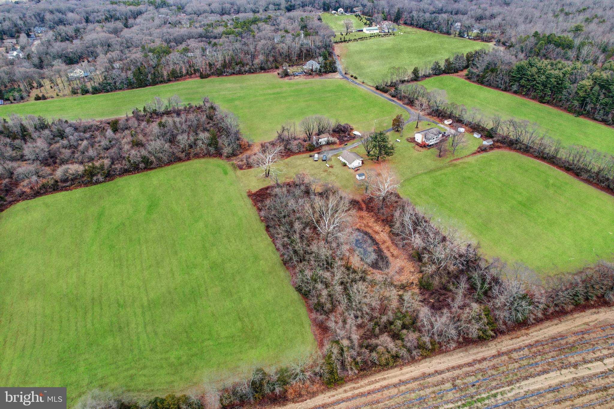 170-174 W MILLSTREAM ROAD