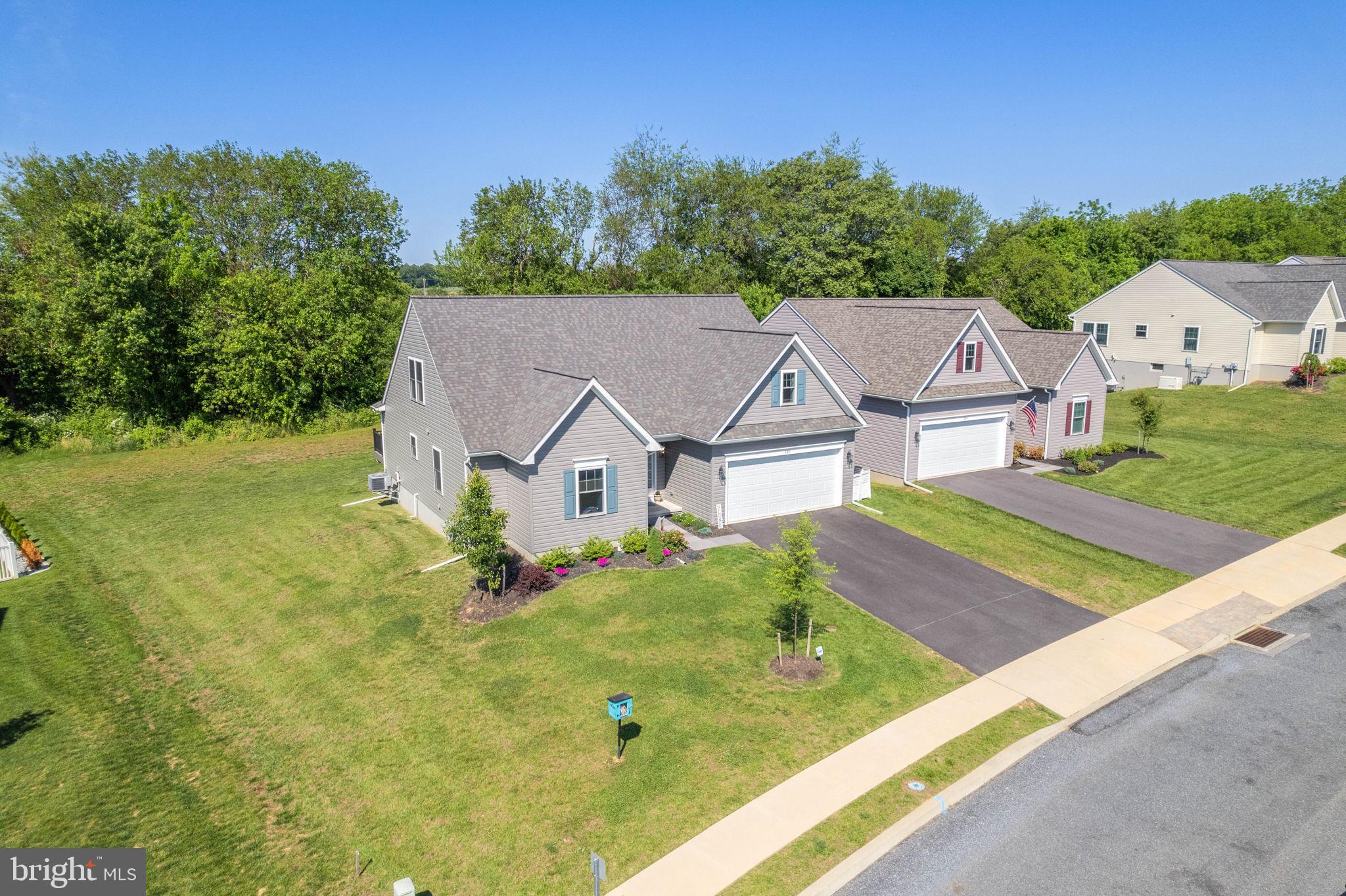 PINE VIEW ESTATES - Residential