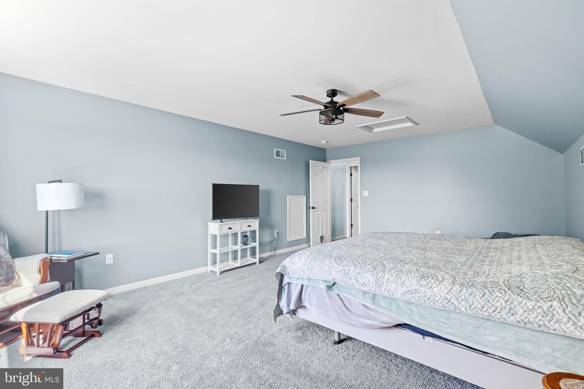 PINE VIEW ESTATES - Residential