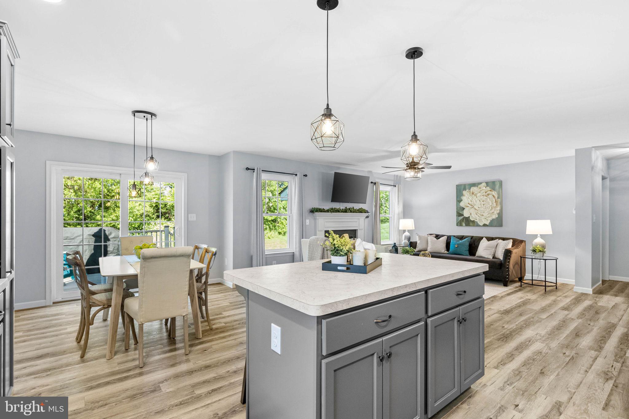 PINE VIEW ESTATES - Residential