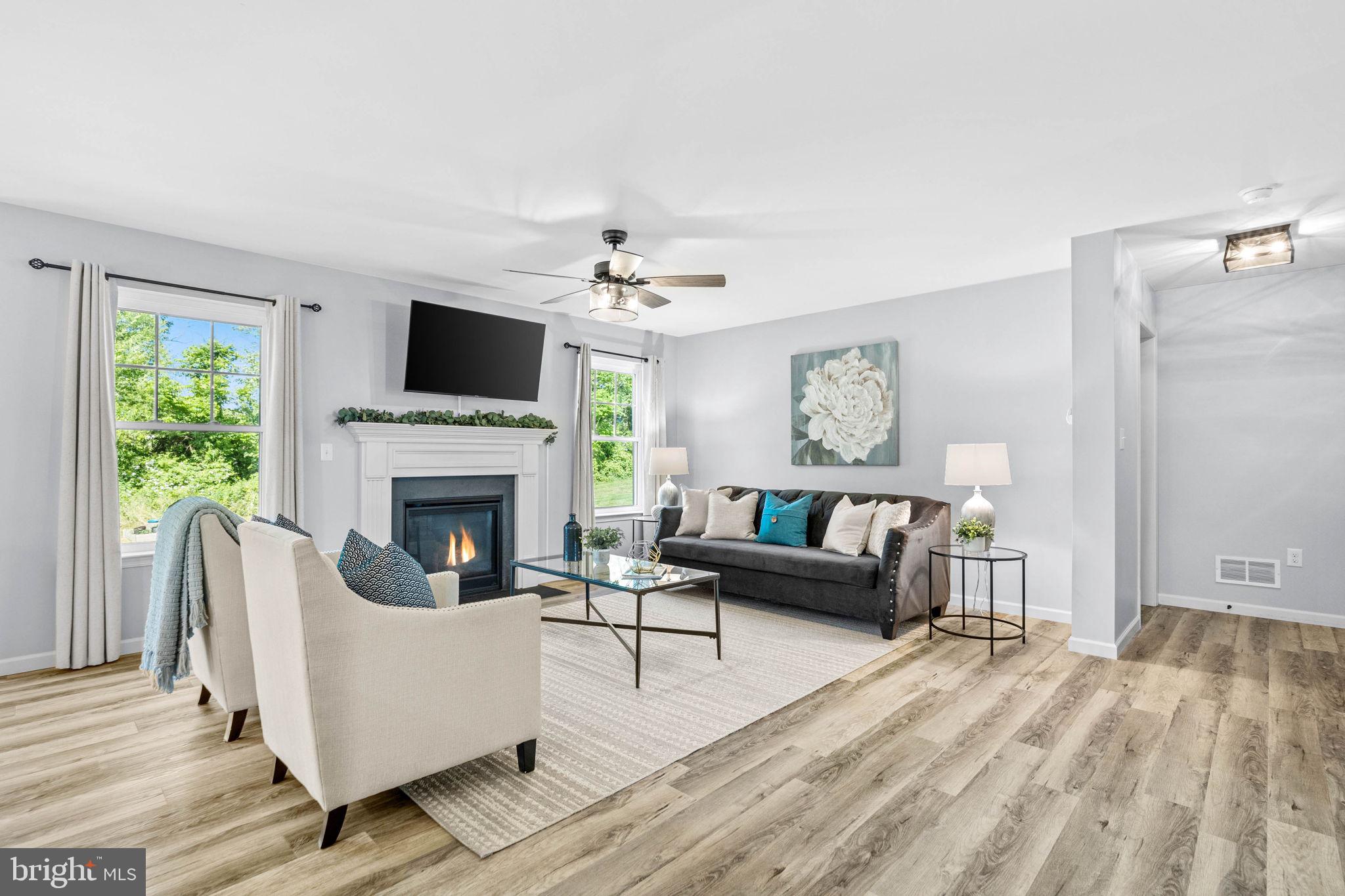 PINE VIEW ESTATES - Residential