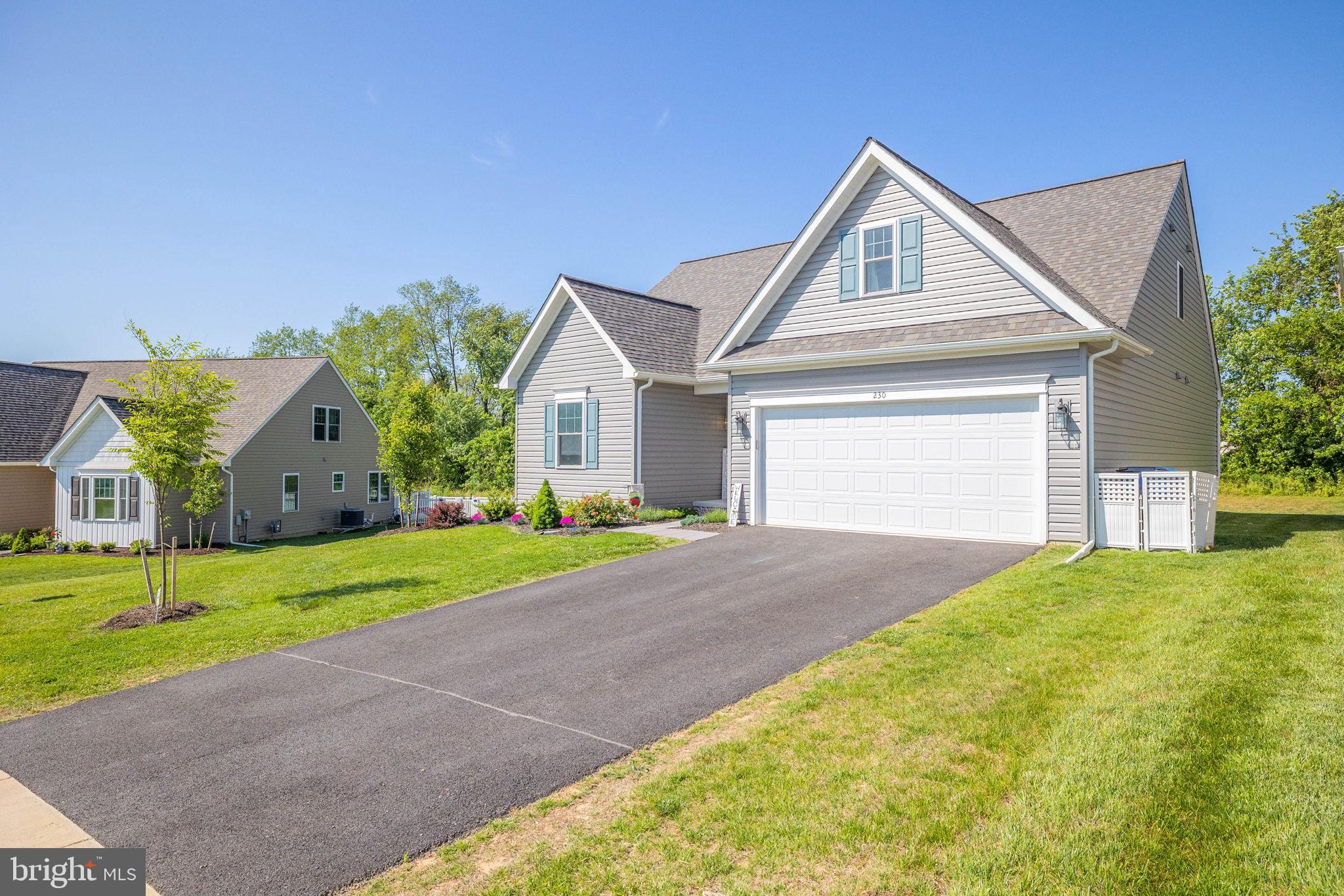 PINE VIEW ESTATES - Residential