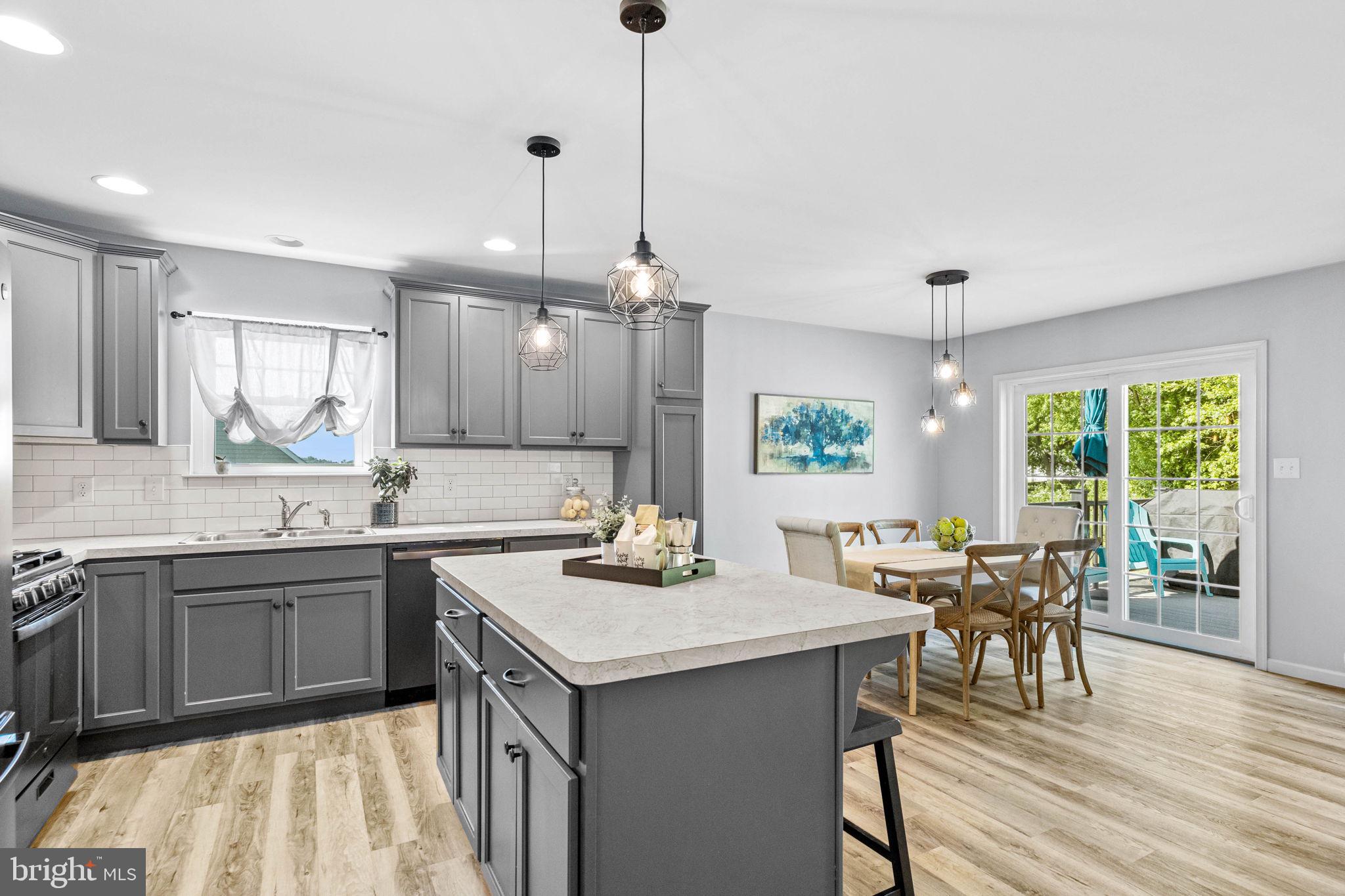 PINE VIEW ESTATES - Residential