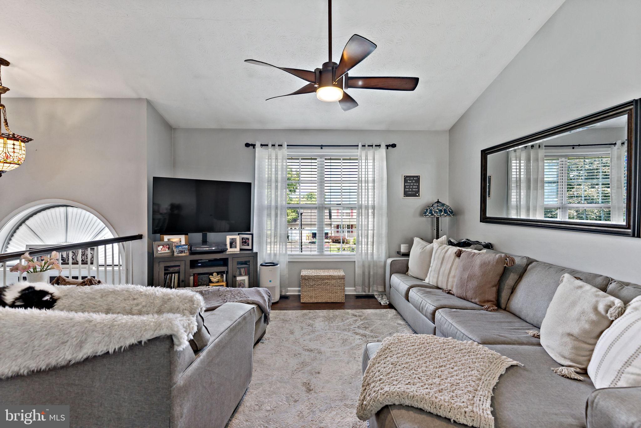 SHAFFER HILLS - Residential