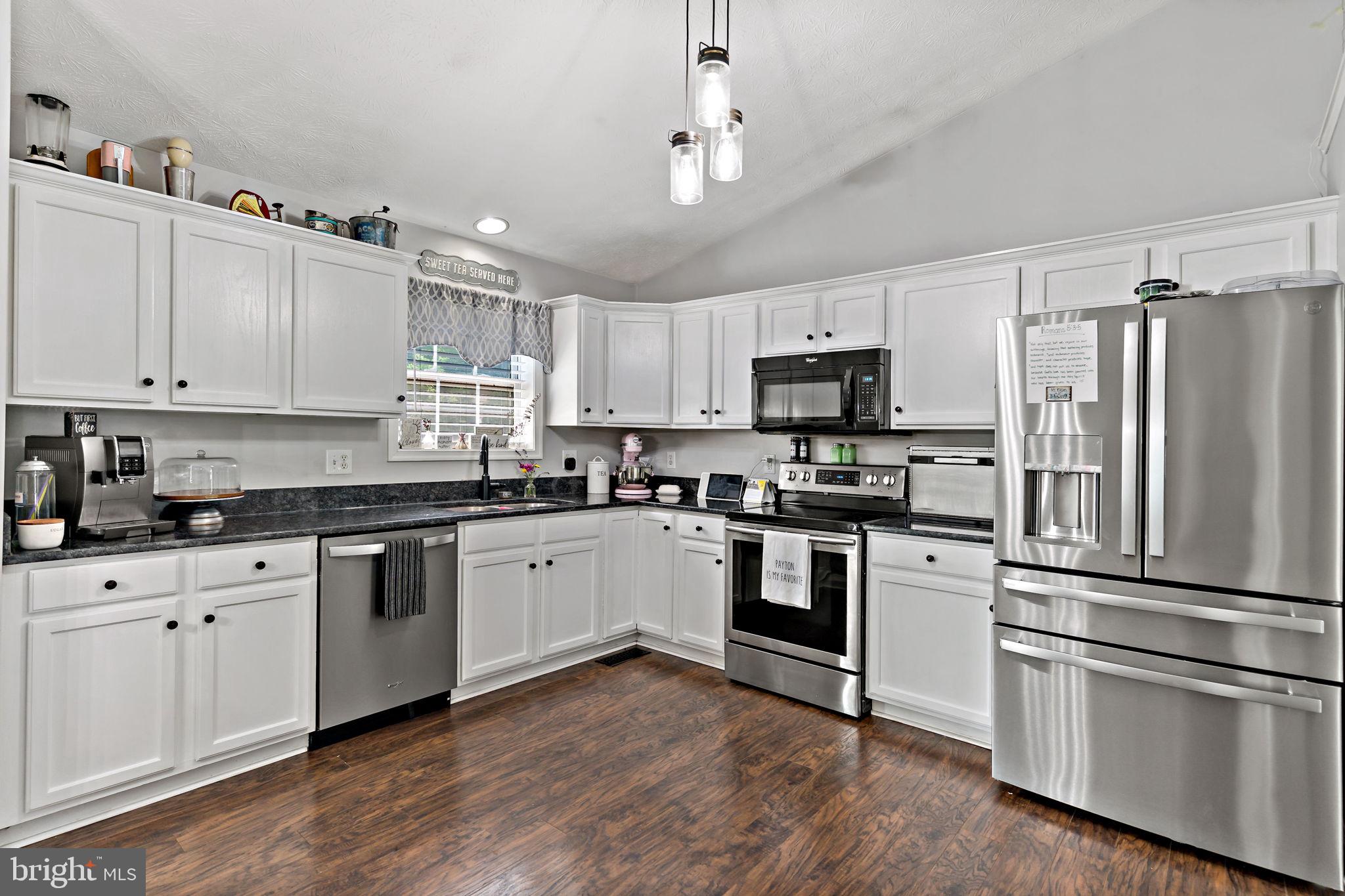 SHAFFER HILLS - Residential