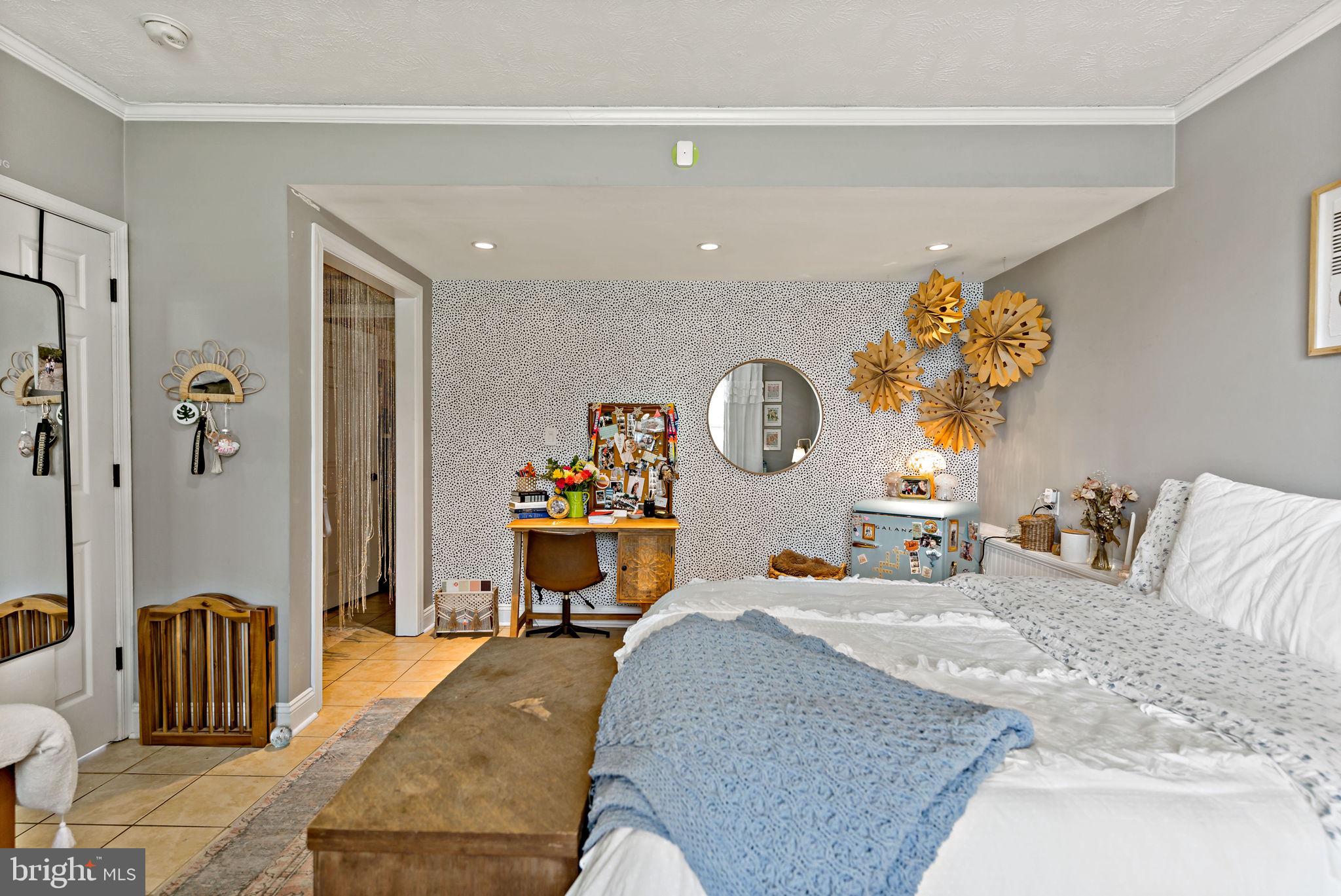 SHAFFER HILLS - Residential